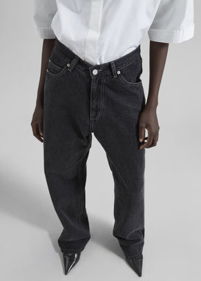 Raven Low Rise Jeans - Black Wash
