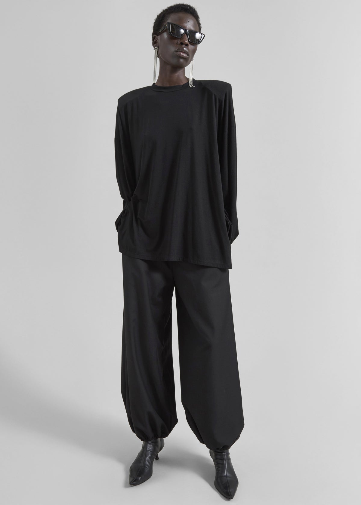 Ravvi Soft Padded Top - Black - 2