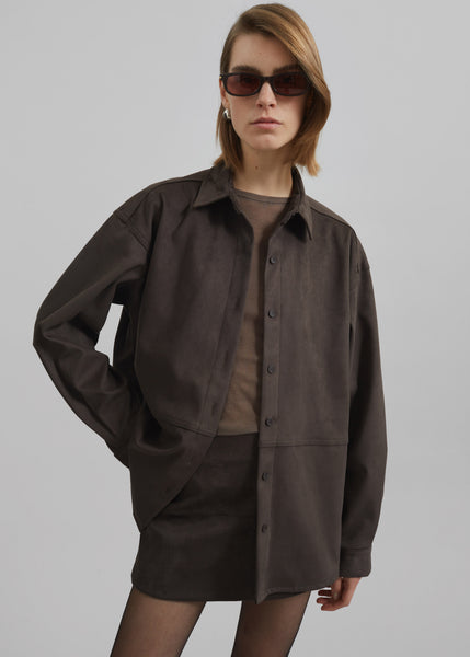 REGINA-FAUX-SUEDE-SHIRT-BROWN- 