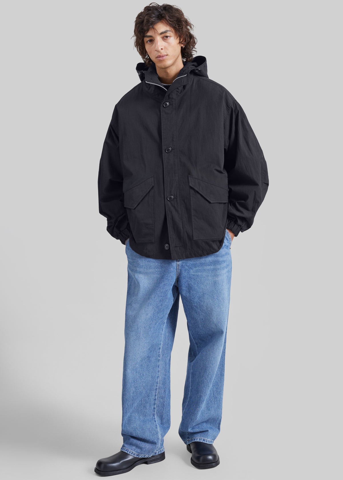 Renot Windbreaker Jacket - Black
