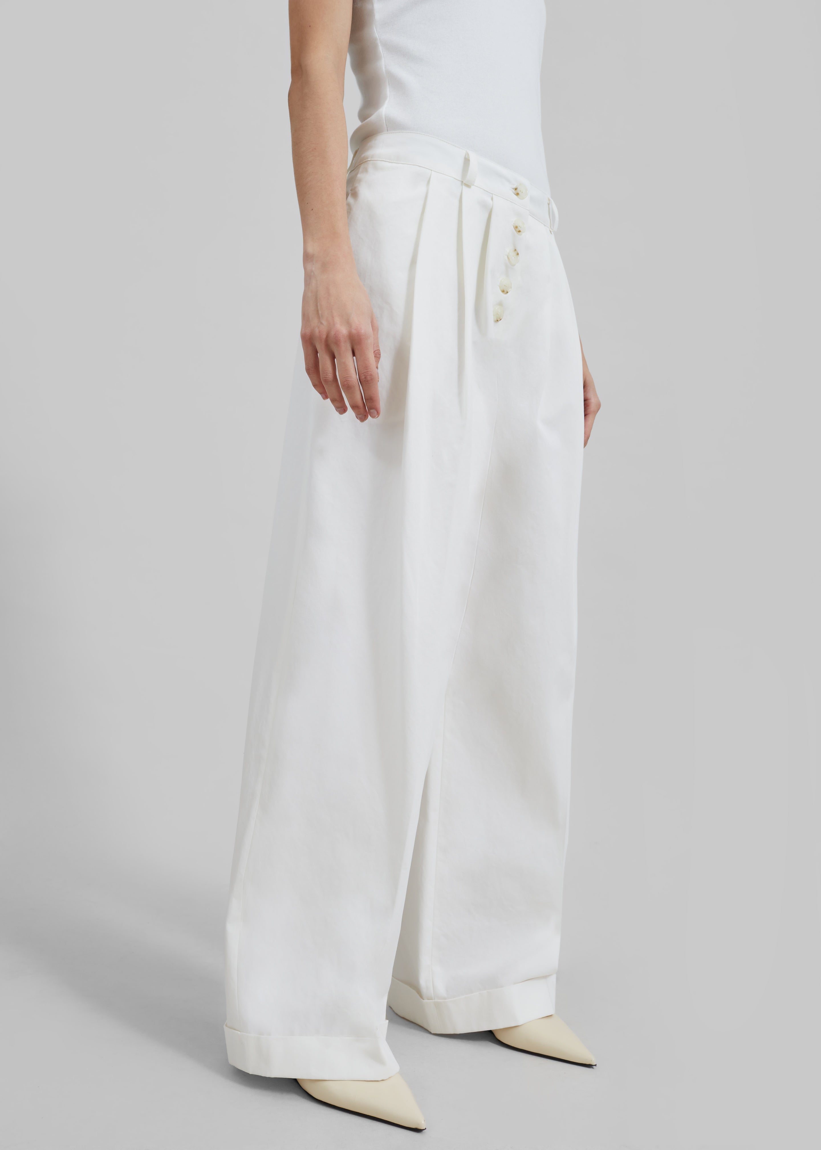 Rhys Pleated Trousers - White - 4