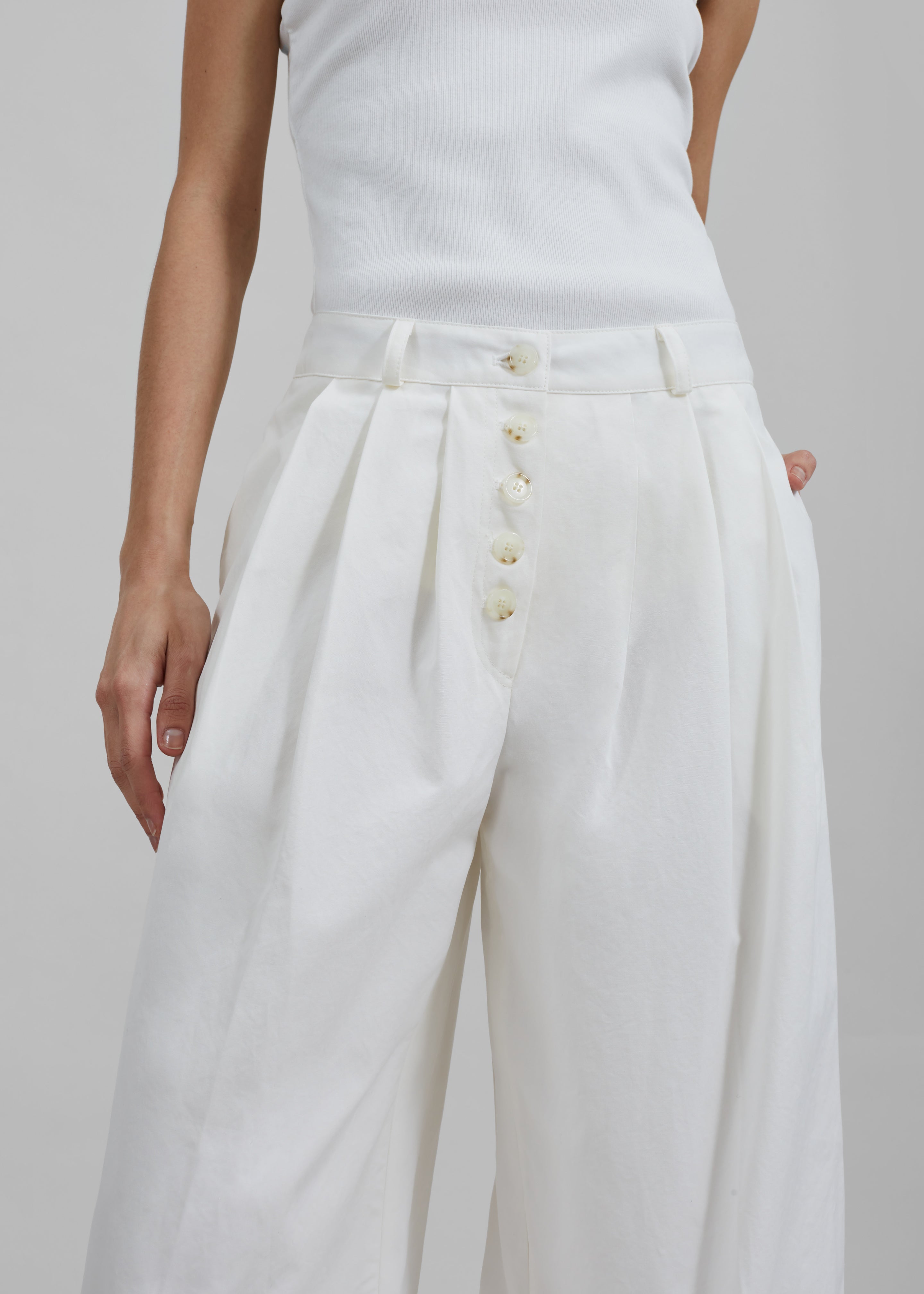 Rhys Pleated Trousers - White - 5