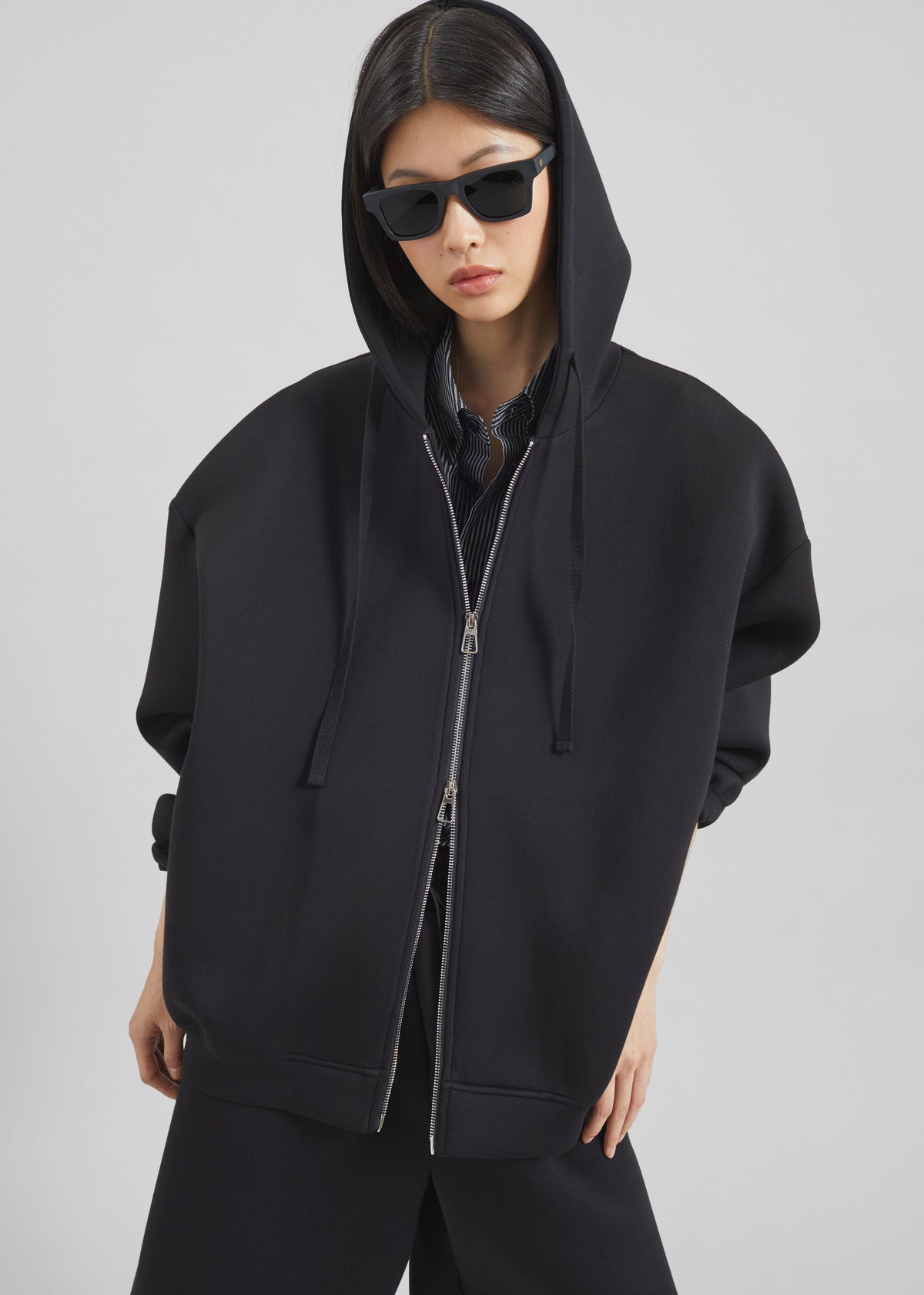 Rian Oversized Hoodie - Black - 5