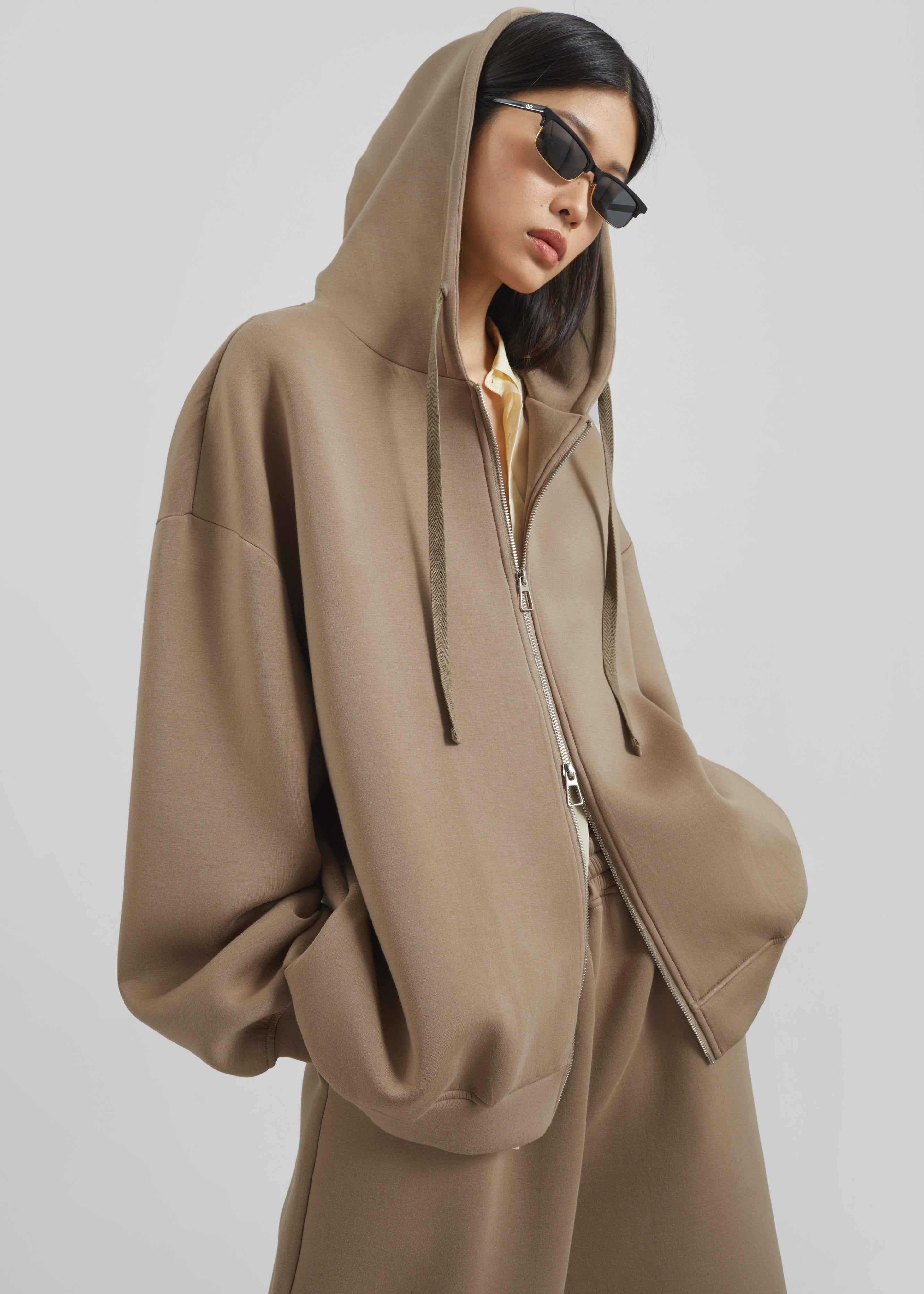 Rian Oversized Hoodie - Camel - 5