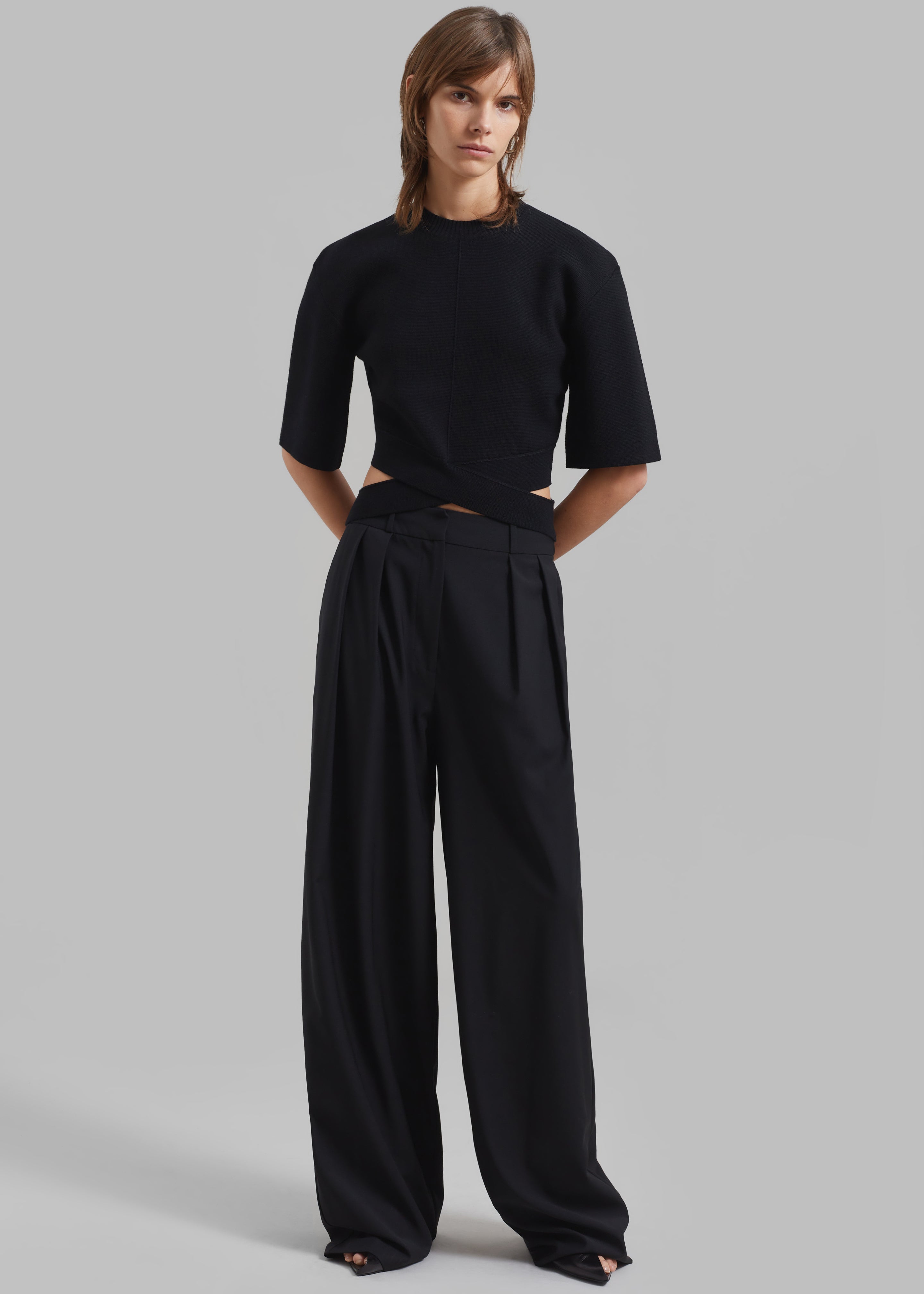 Ripley Pleated Trousers - Black - 6