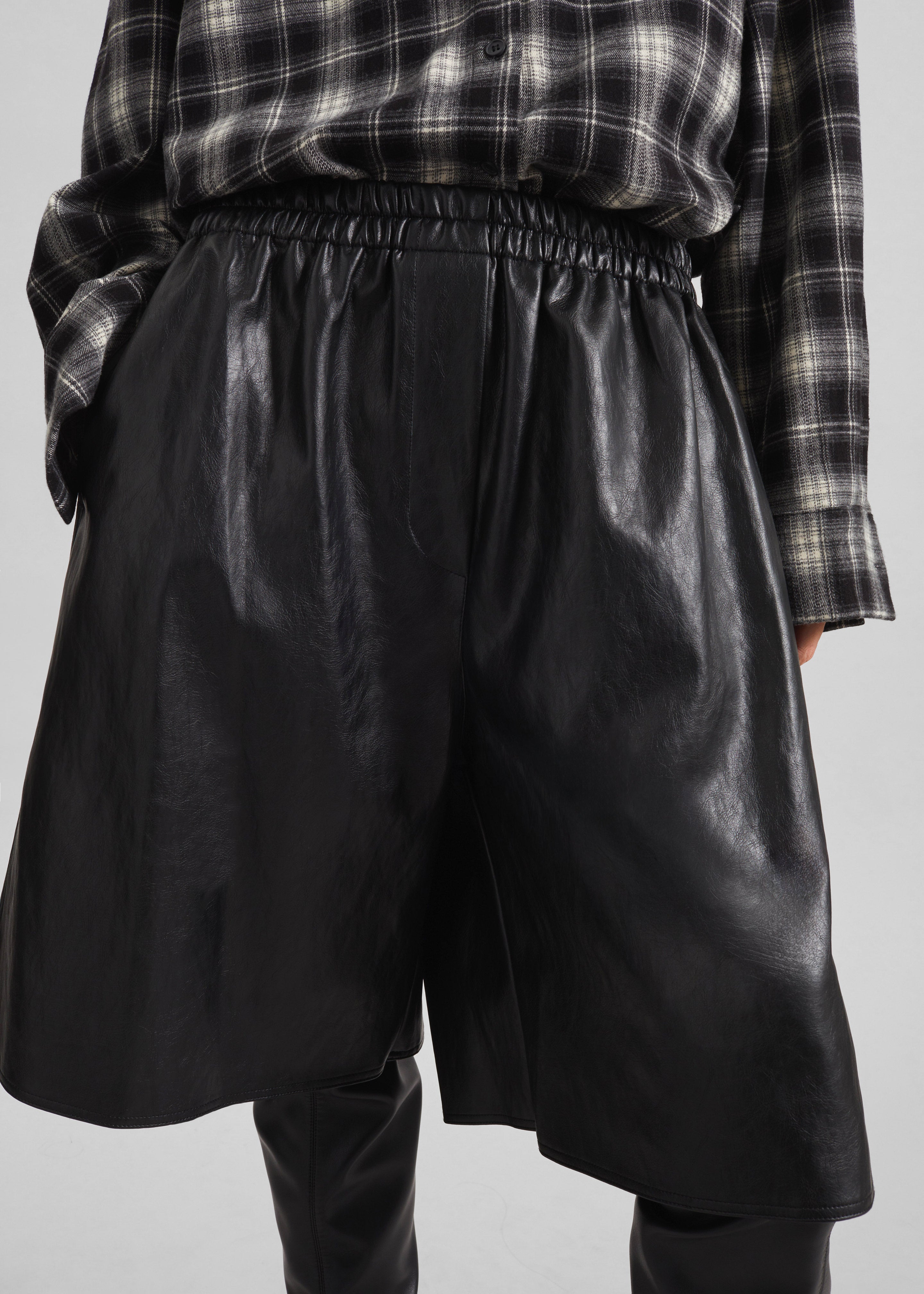 Risarven Faux Leather Bermuda Shorts - Black – The Frankie Shop