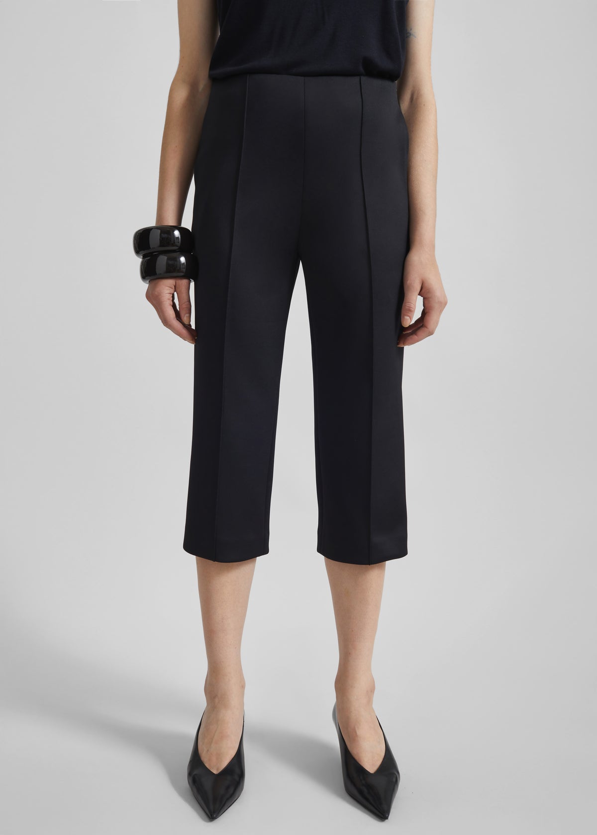 Rivoli Capri Pants - Black - 5