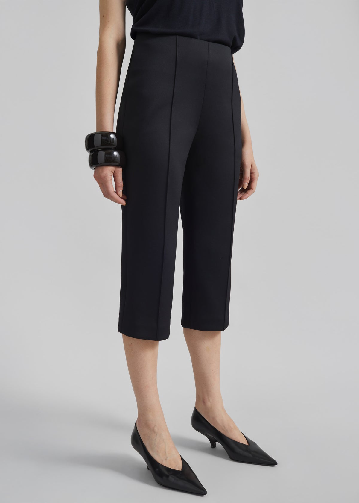 Rivoli Capri Pants - Black - 2