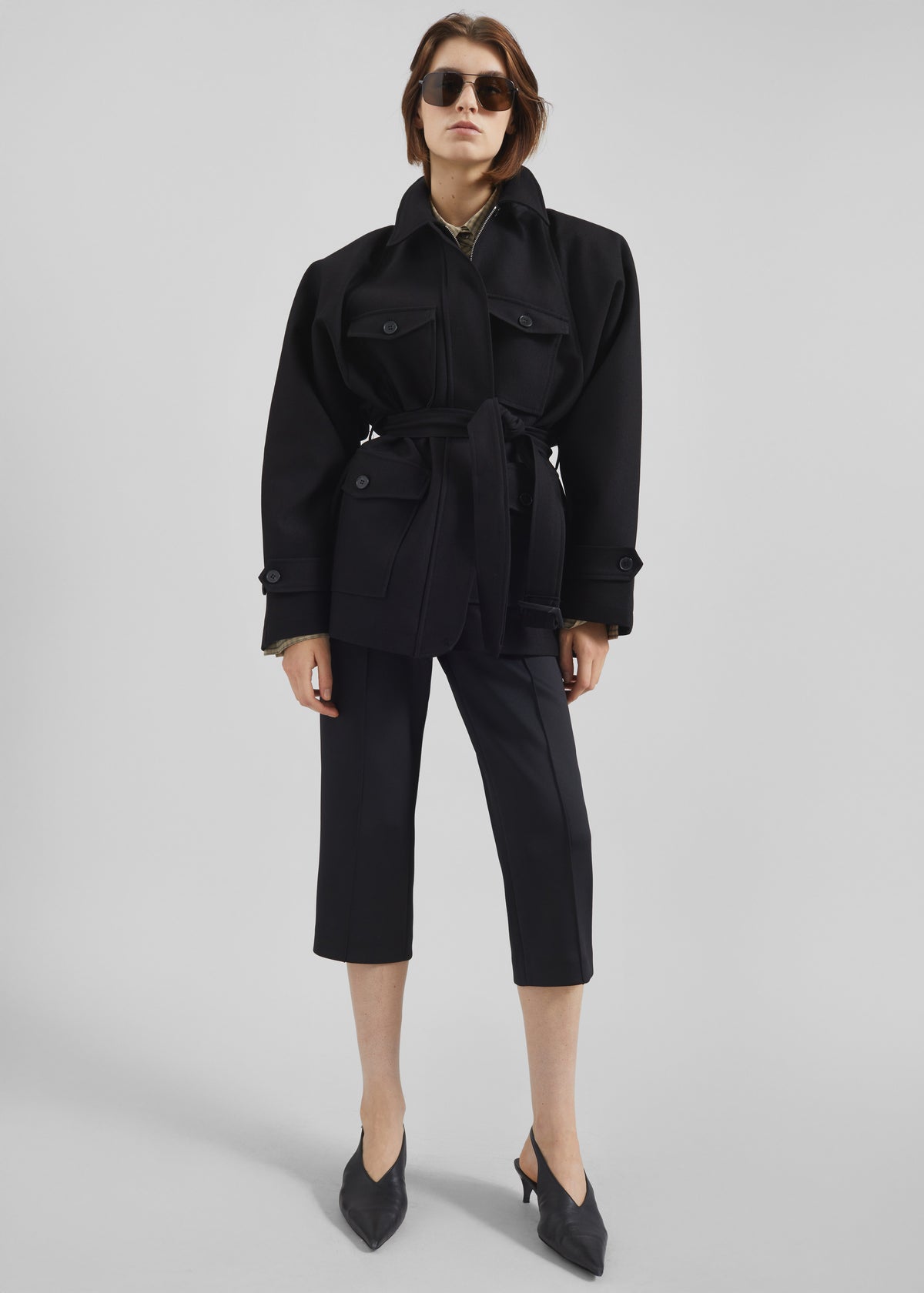 Rivoli Capri Pants - Black - 4