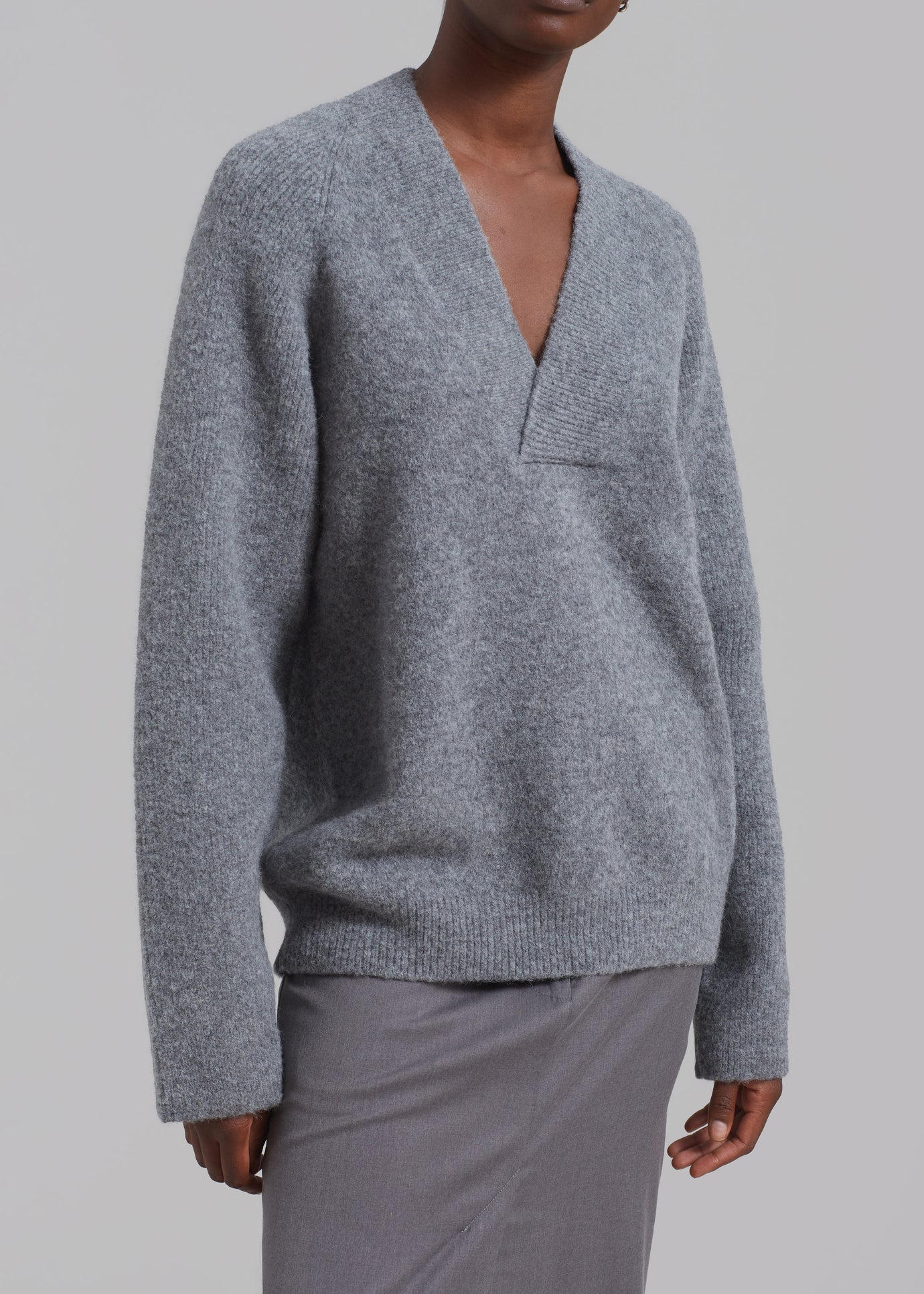 Róhe Alpaca Wool V-Neck Sweater - Grey Melange - 1