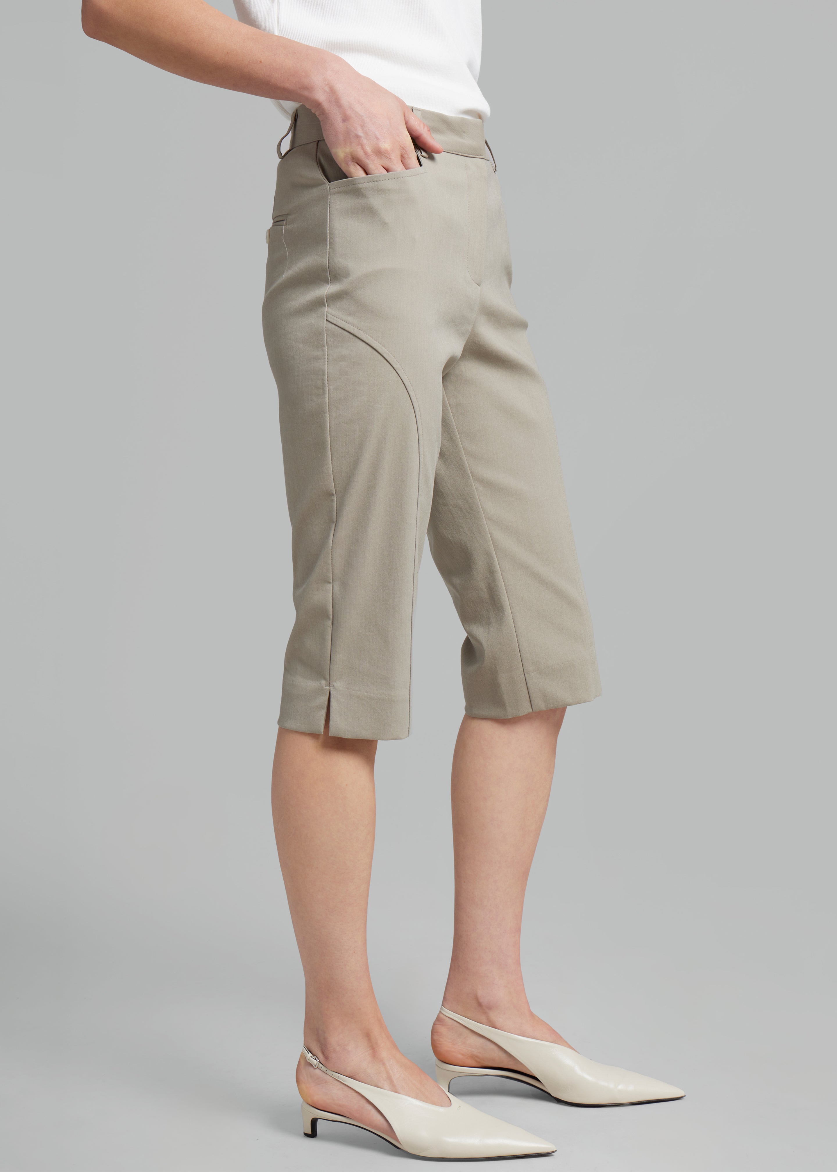 Romane Bermuda Shorts - Beige - 9