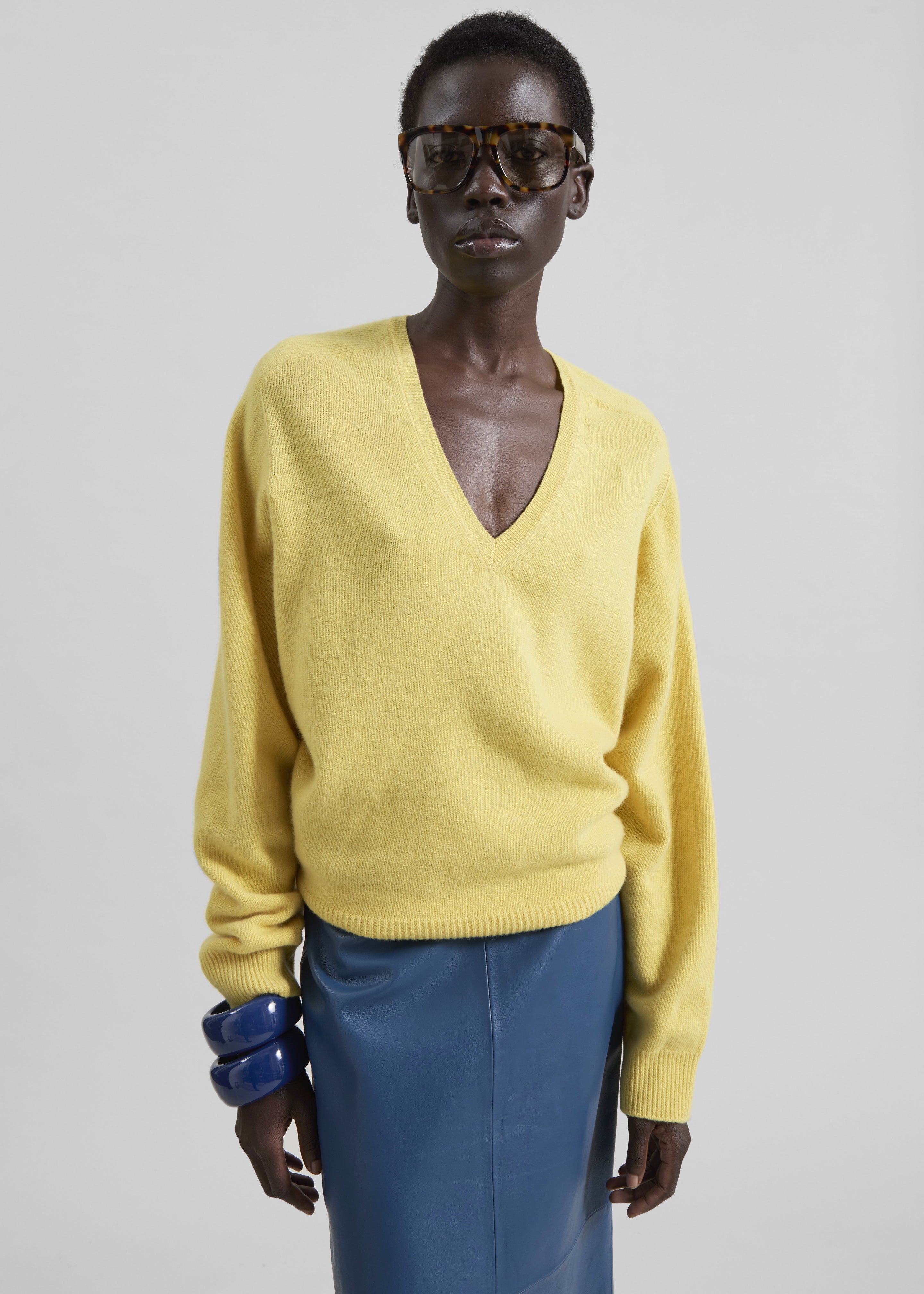Ronse V-Neck Superfine Lambswool Sweater - Yellow - 7