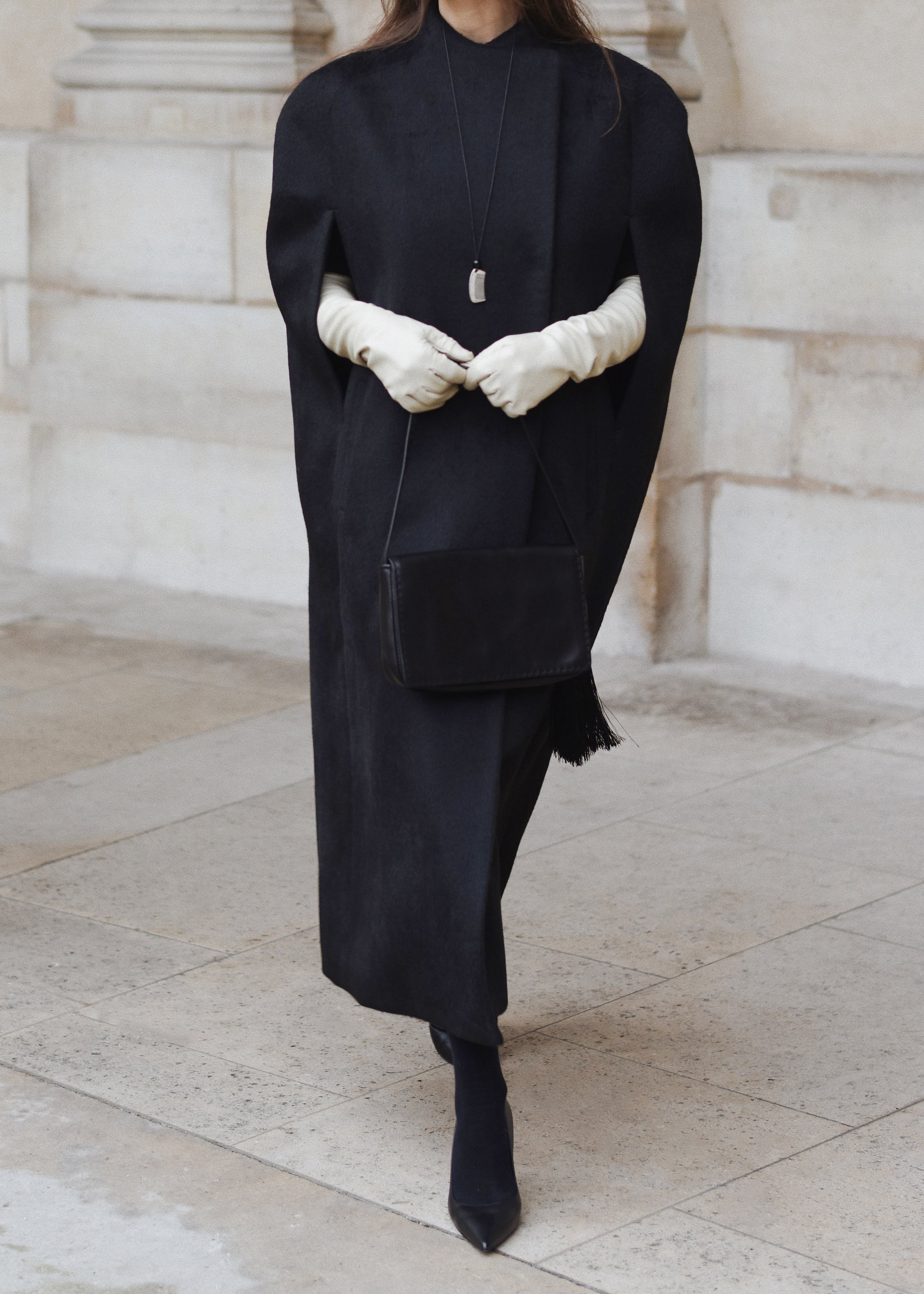 Roslev Cape Coat - Black - 6