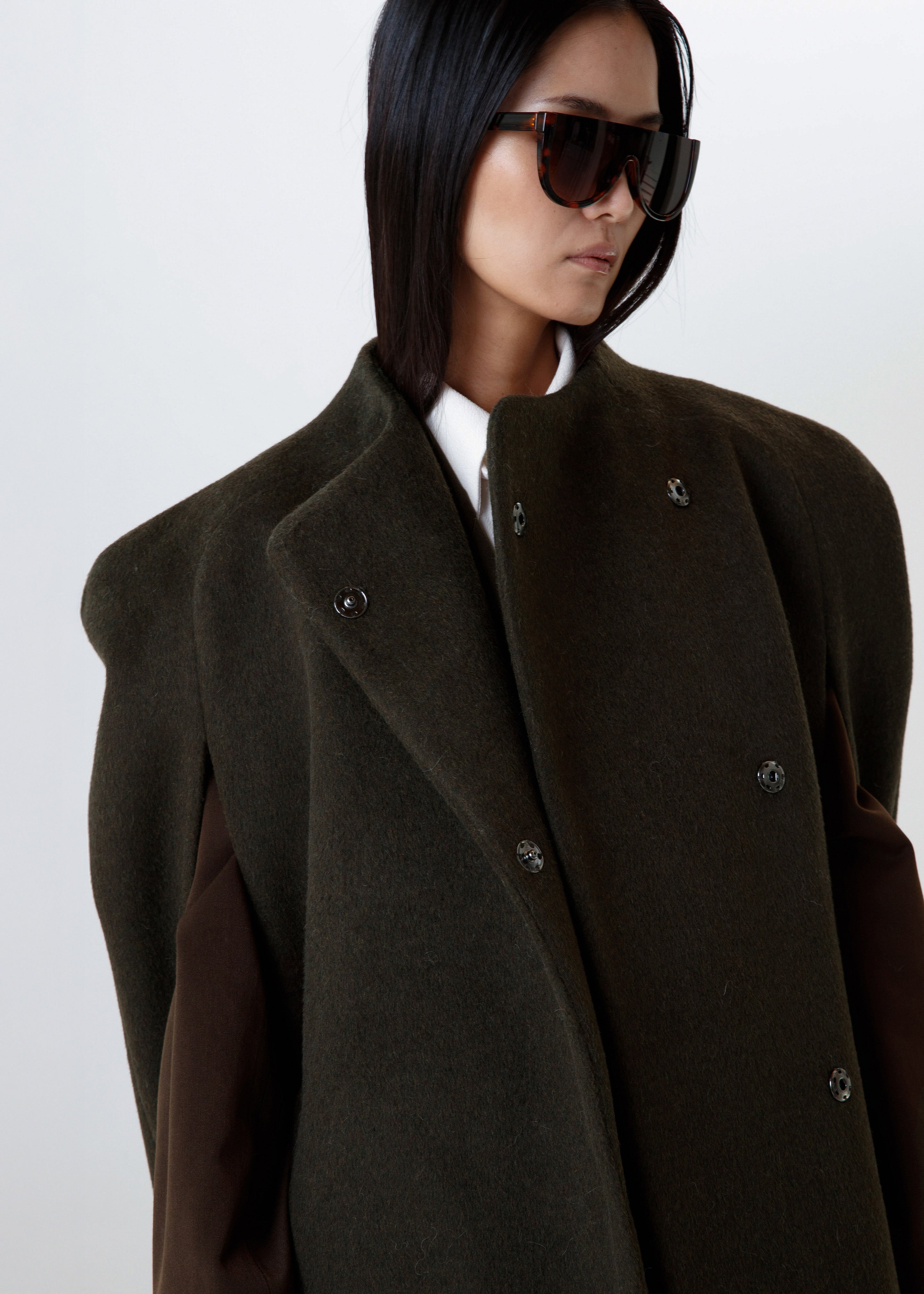Roslev Cape Coat - Olive – The Frankie Shop