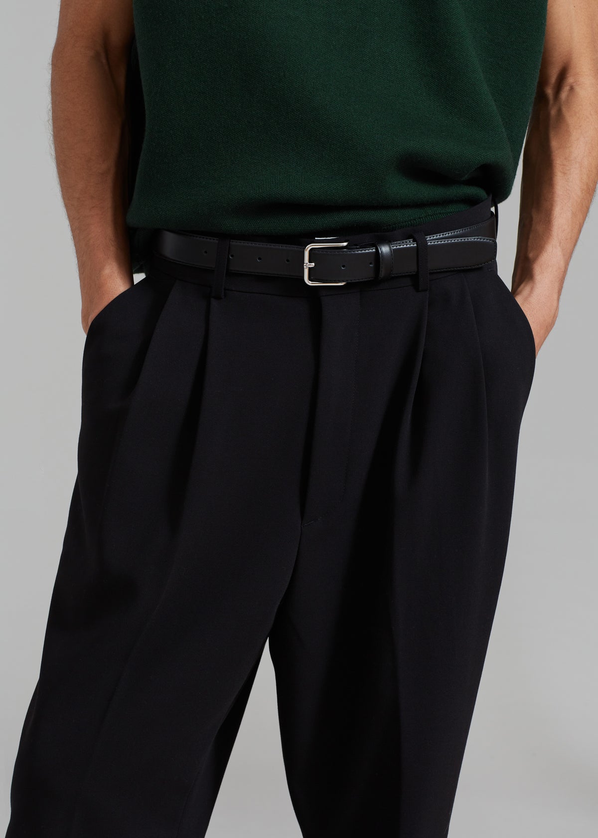 Russel Pleated Trousers - Black – The Frankie Shop