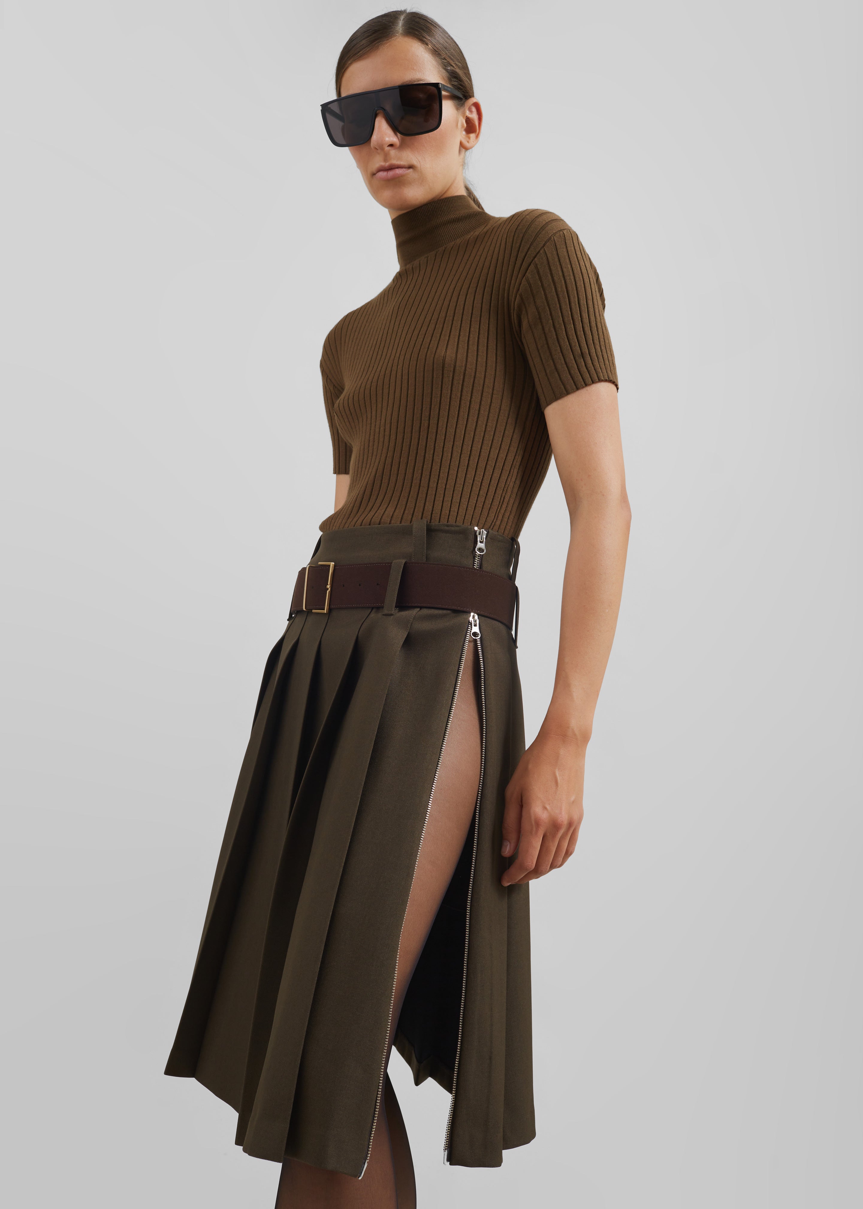 Weekend Stories Saskia Pleated Rib 2024 Top in Tan