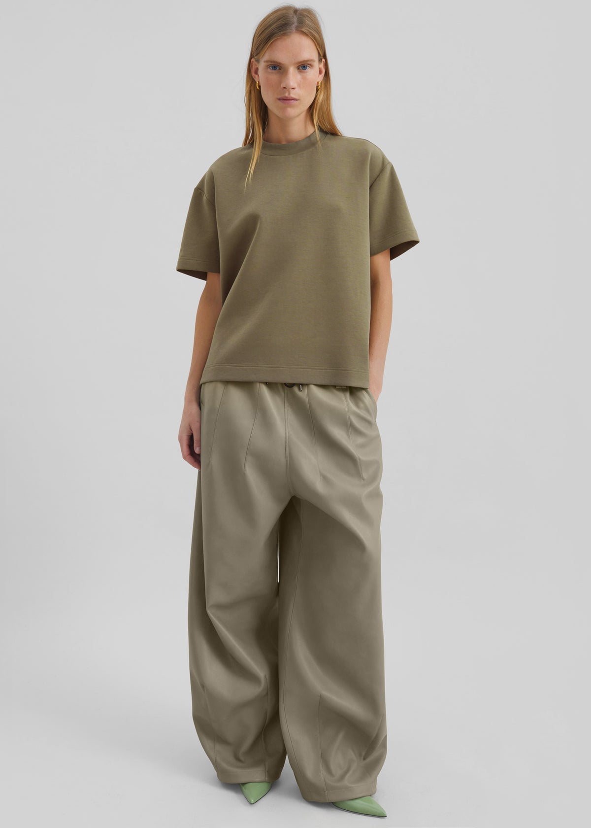Scoob Boxy T-Shirt - Pale Olive - 5