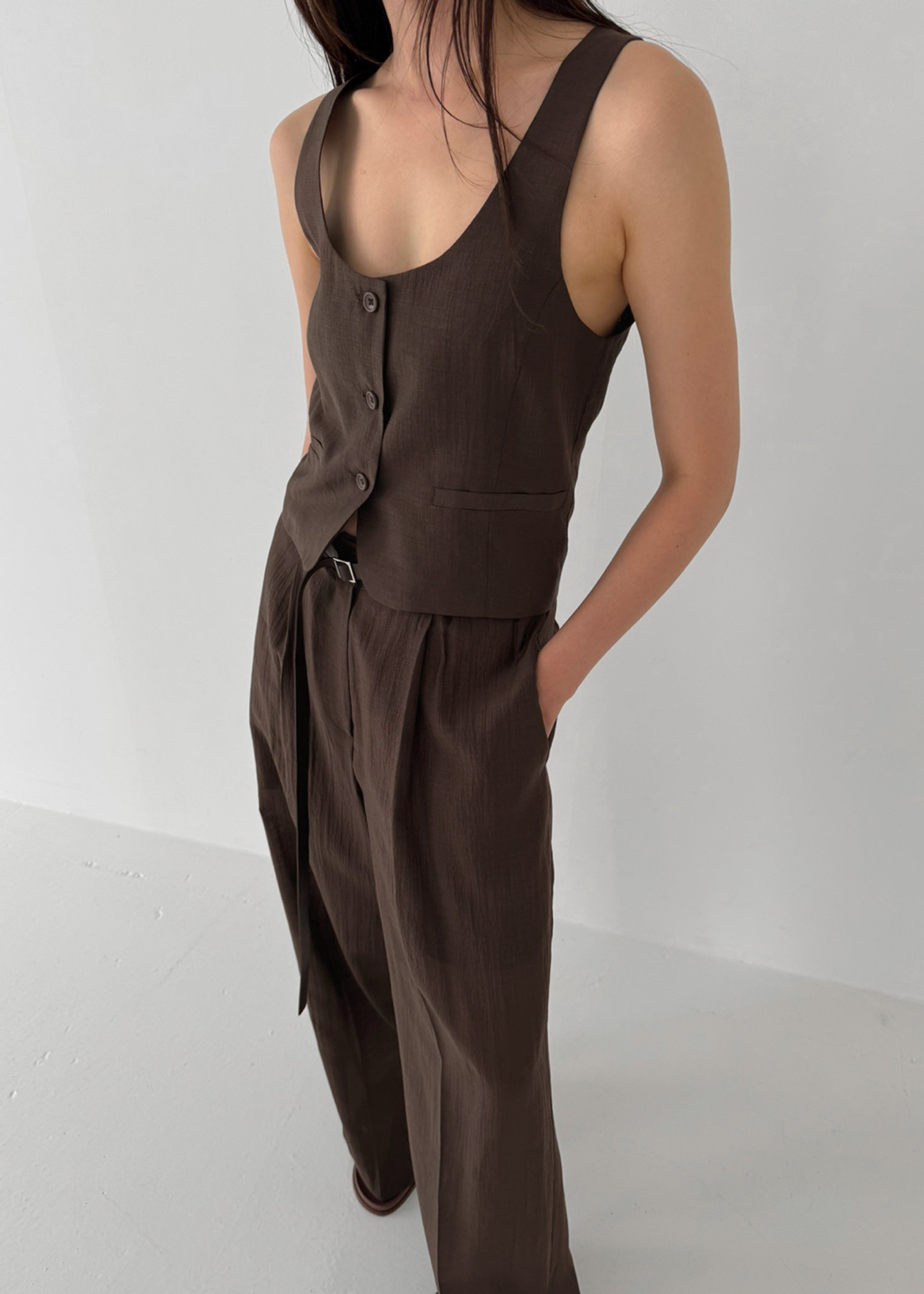 Selene Vest - Chocolate - 2