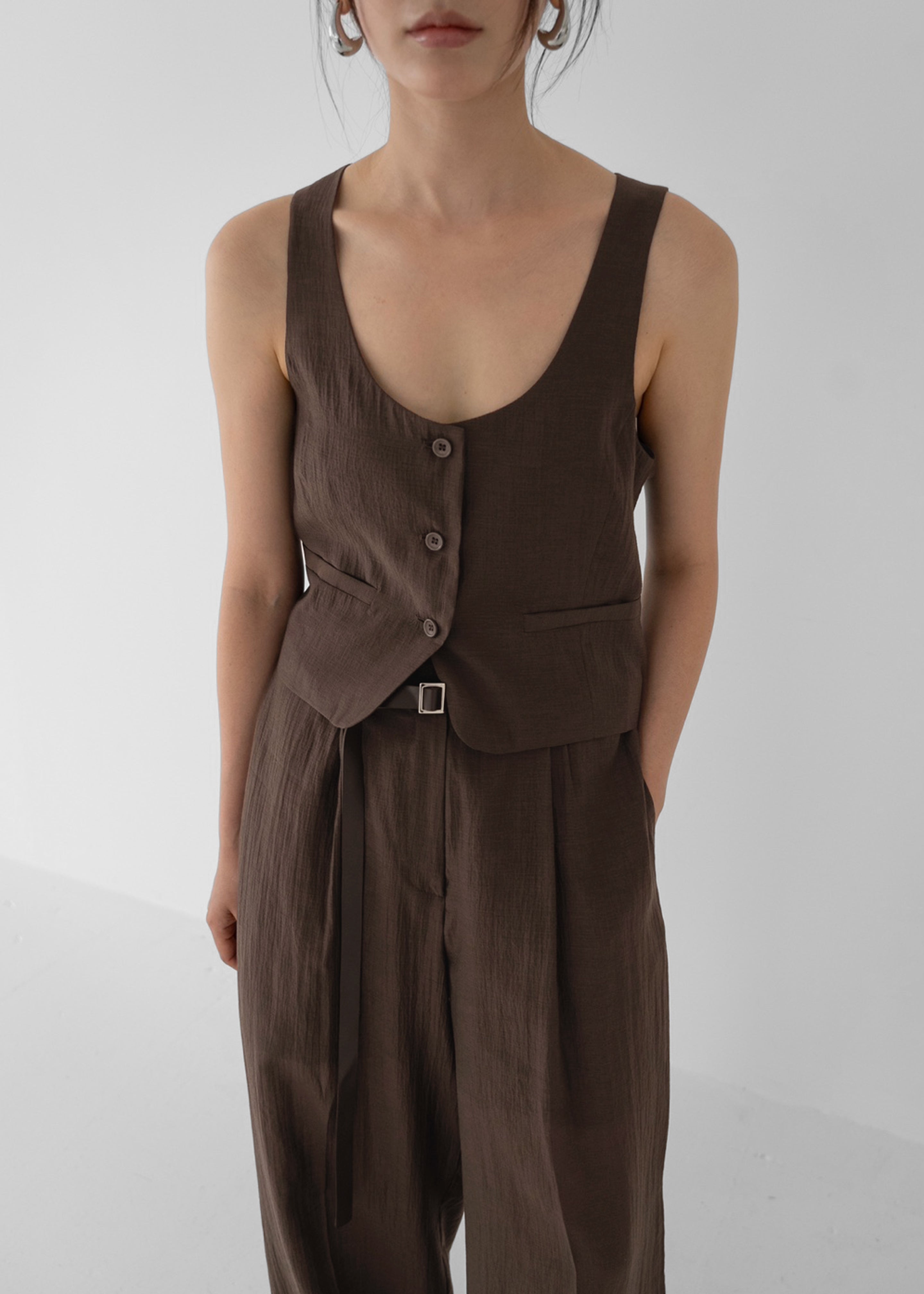 Selene Vest - Chocolate - 16