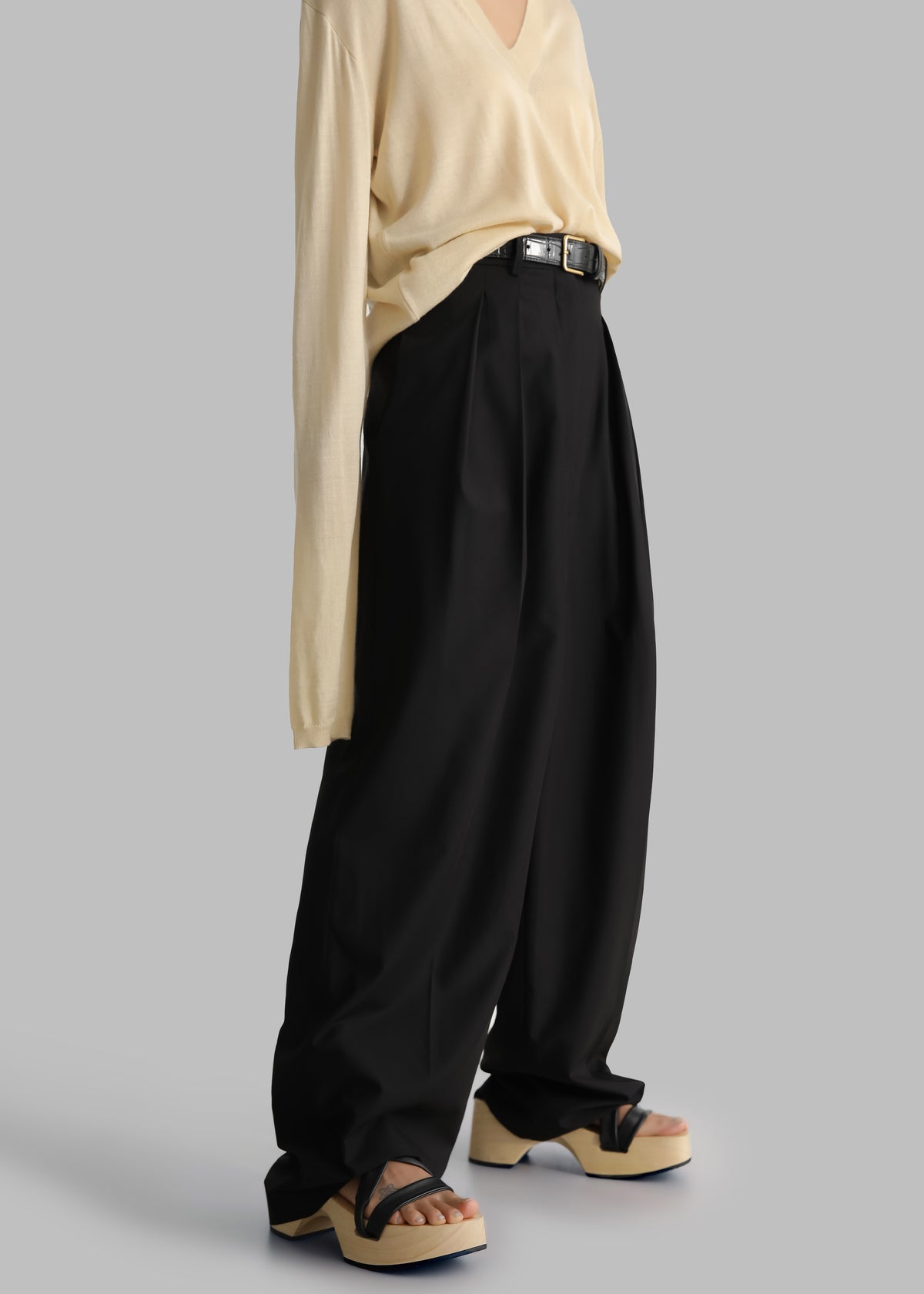 Sion Pintuck Trousers - Black - 3