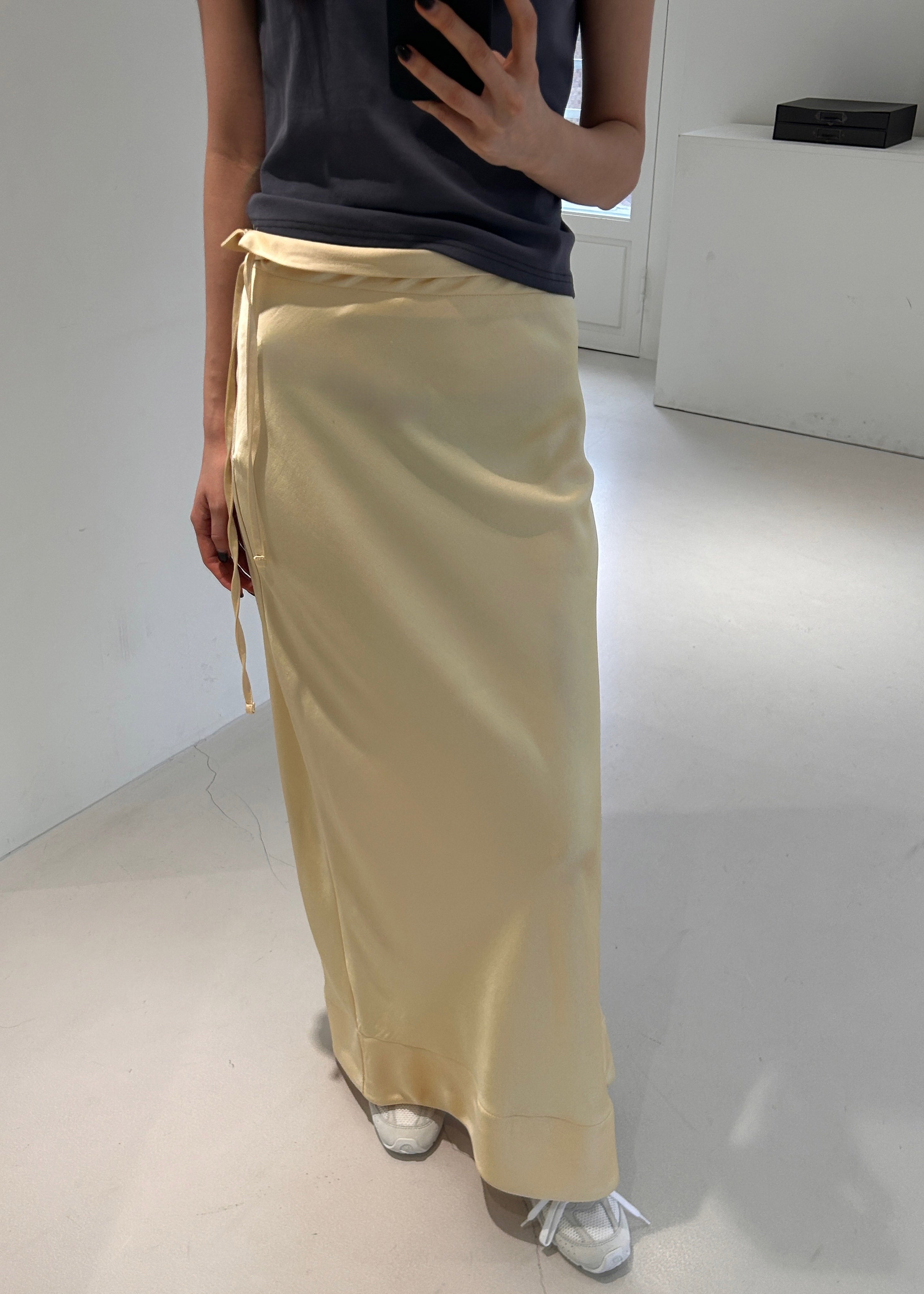 Siovhan Satin Skirt - Yellow - 10