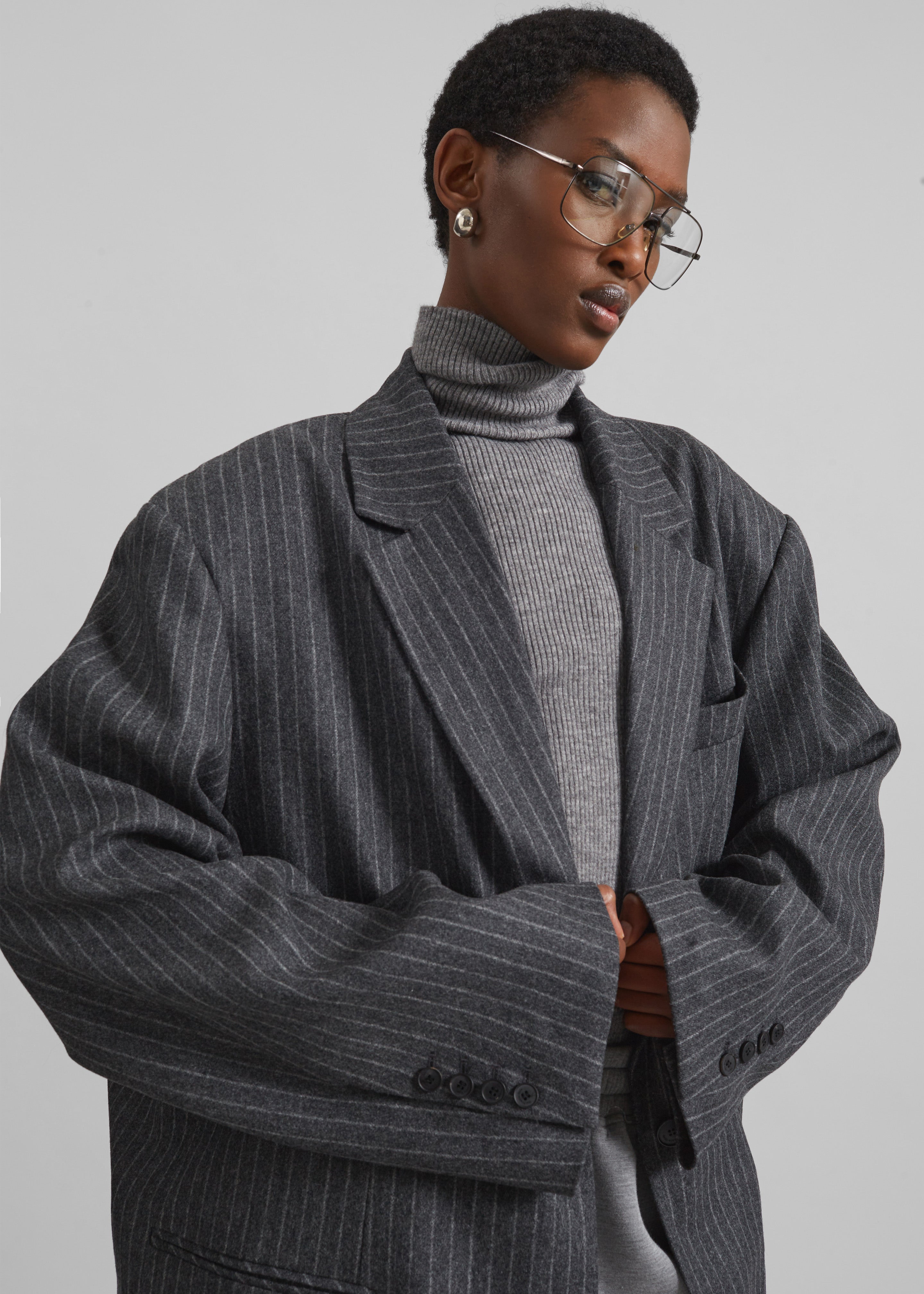 Stora Oversized Wool Blazer - Grey/White Pinstripe - 4