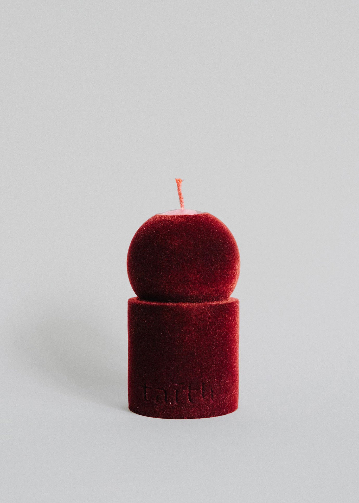 Taith Velvet Lulu Candle - Wine