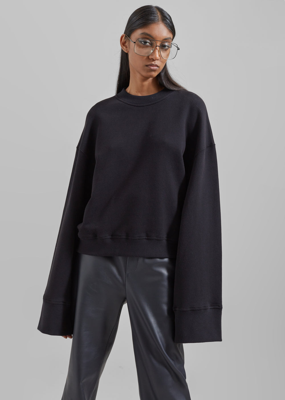 Talia Sweatshirt - Black - 1