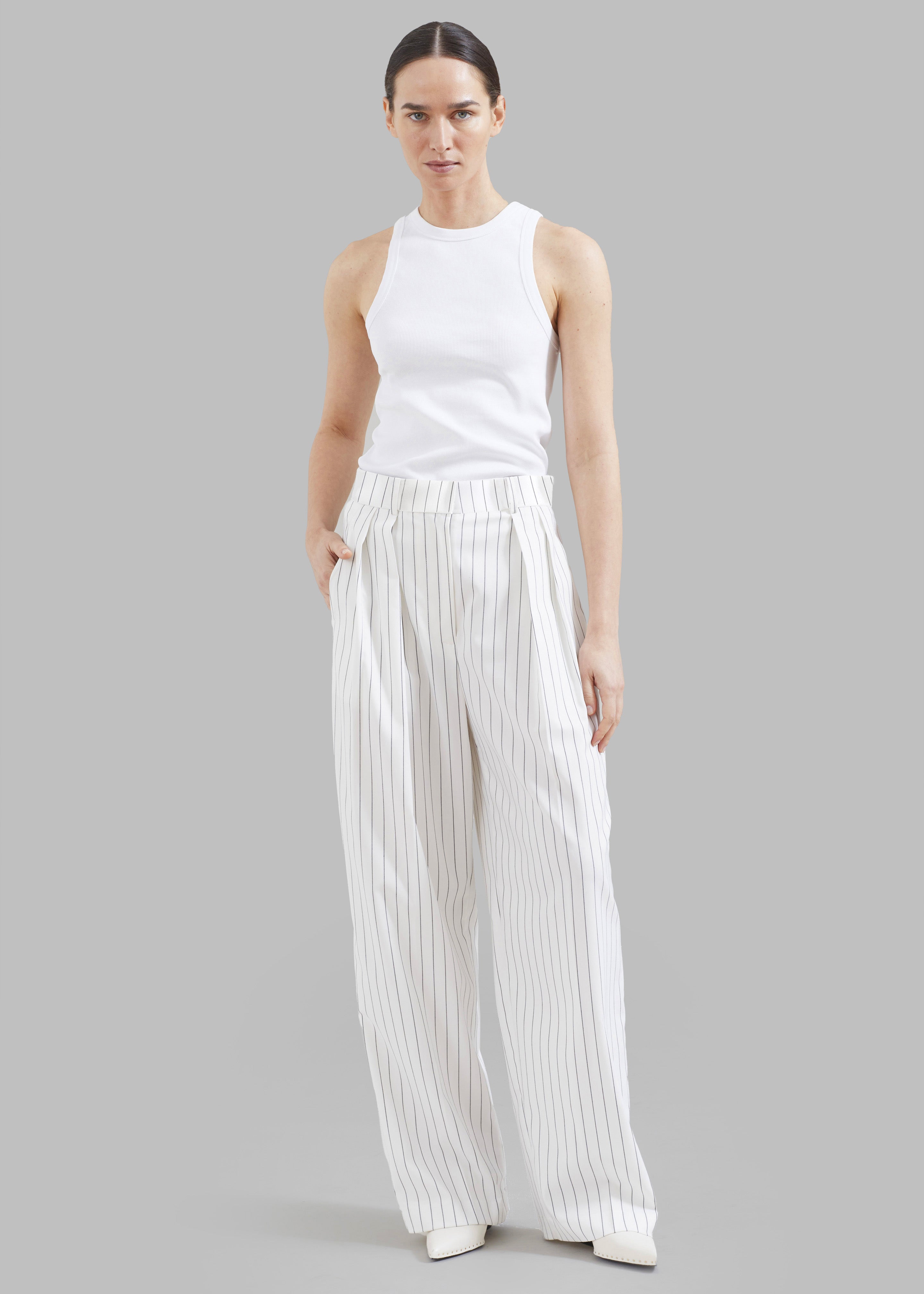 Tansy Fluid Pleated Trousers - White - 7