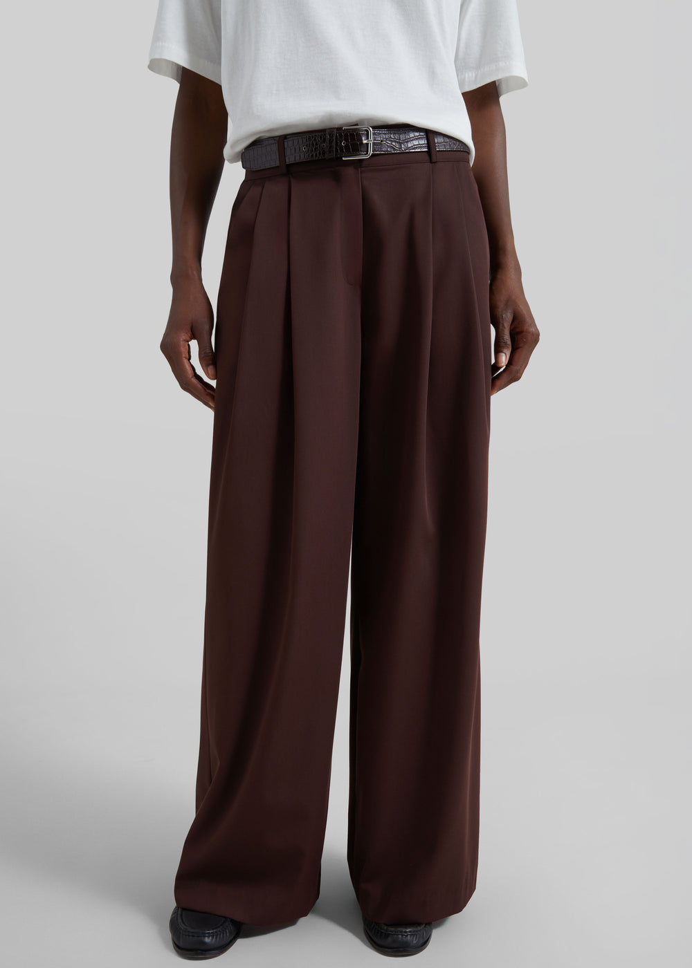 Taormina Pleated Trousers - Chocolate - 1