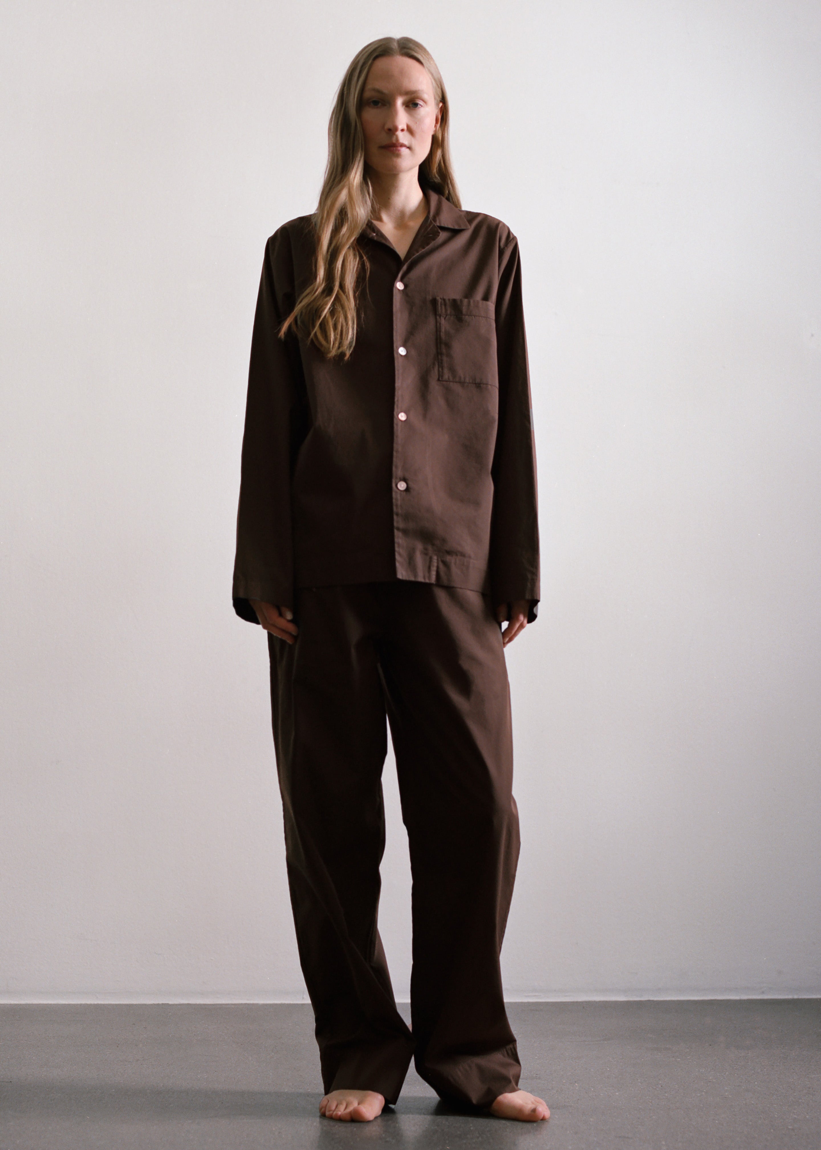 Tekla Poplin Pyjama Shirt - Coffee - 1