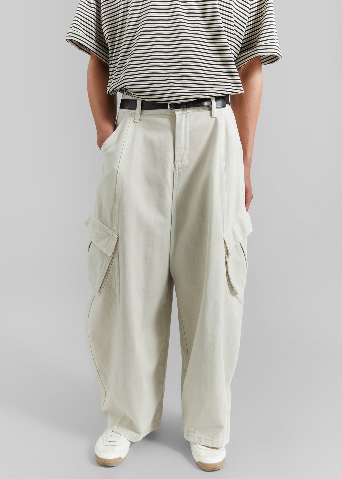 Terence Curved Cargo Pants - Light Beige - 7