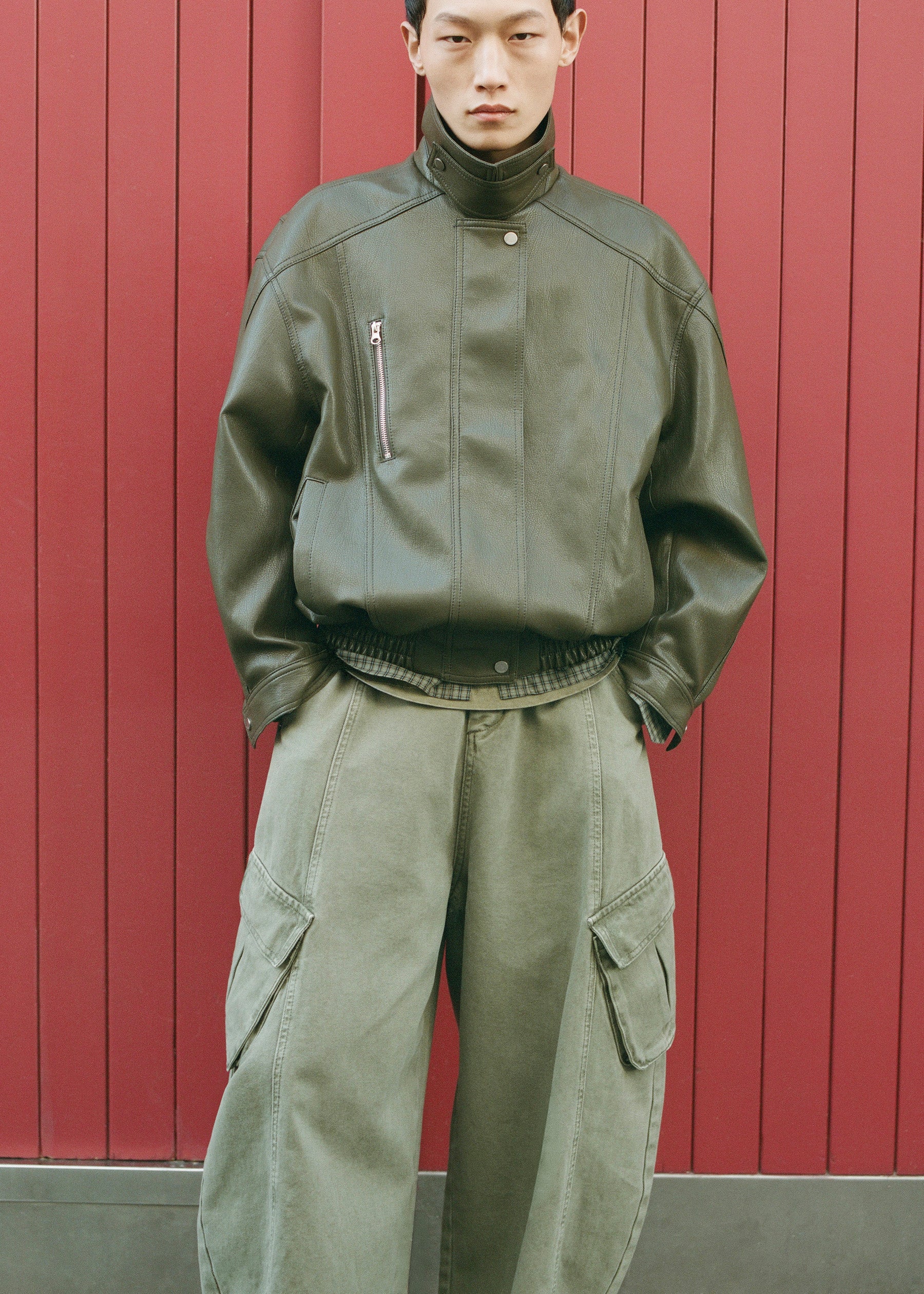 Terence Curved Cargo Pants - Pale Olive - 8
