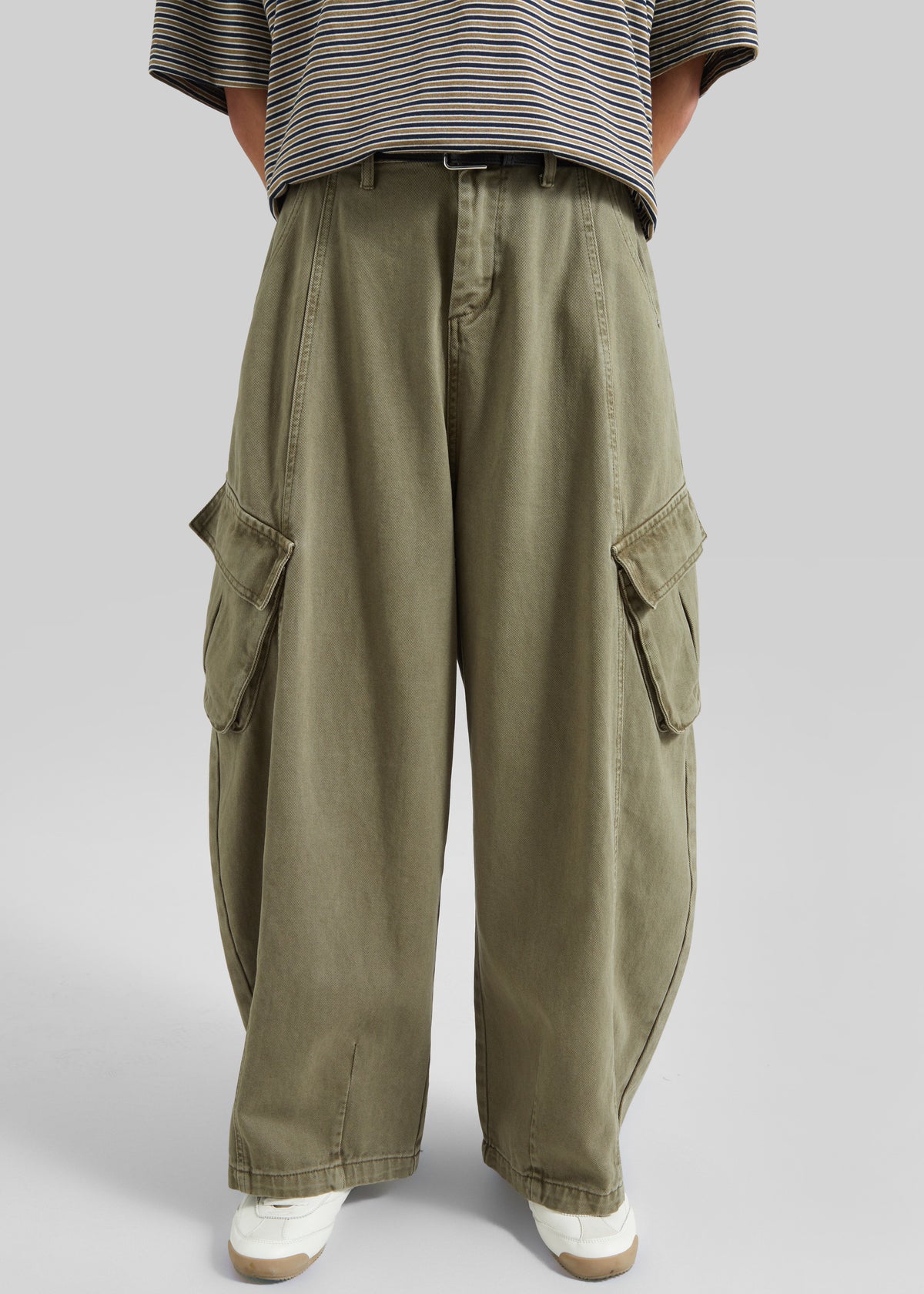 Terence Curved Cargo Pants - Pale Olive - 5