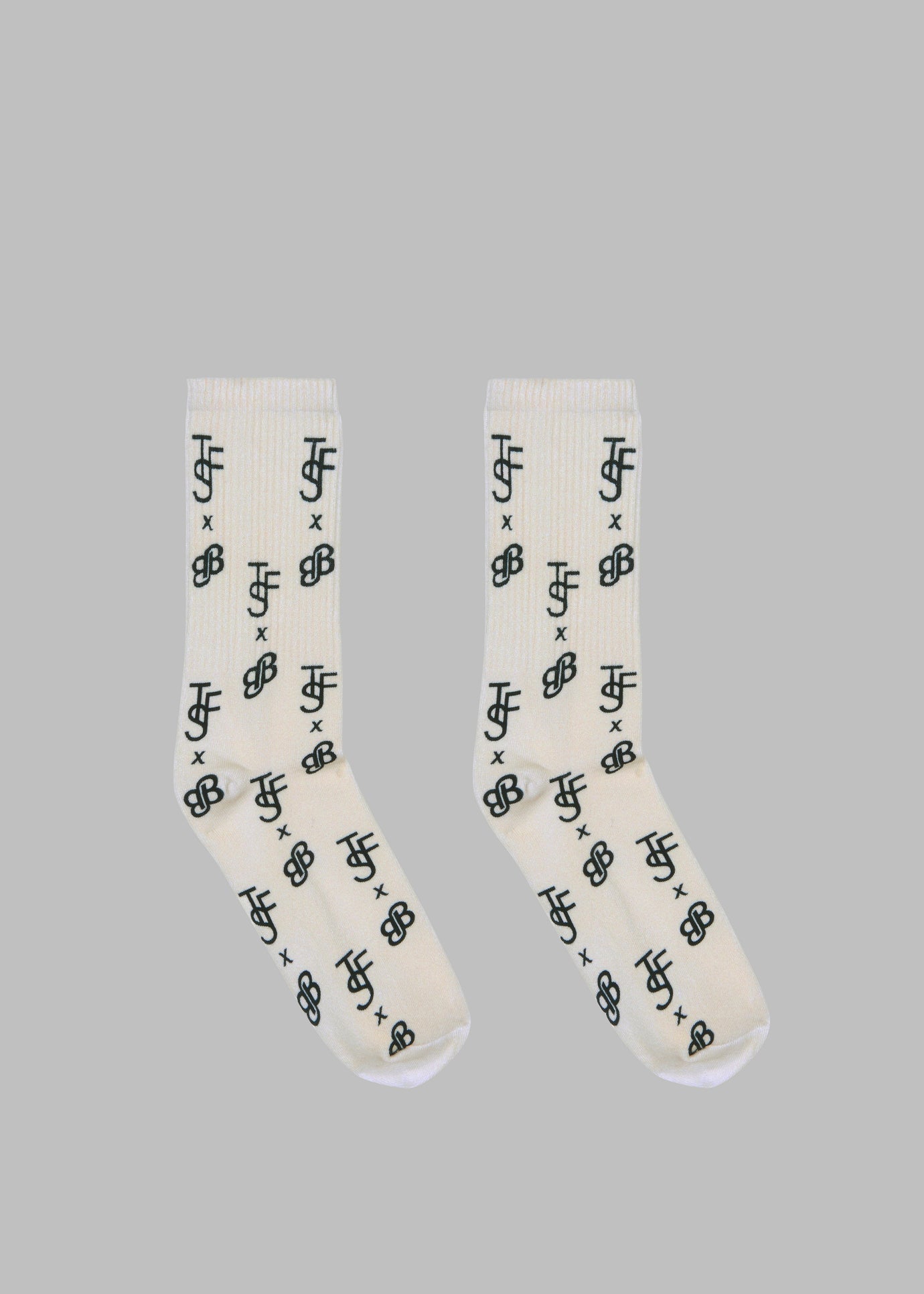 TFS All Over Logo Socks x Barbie™ - Vanilla - 1