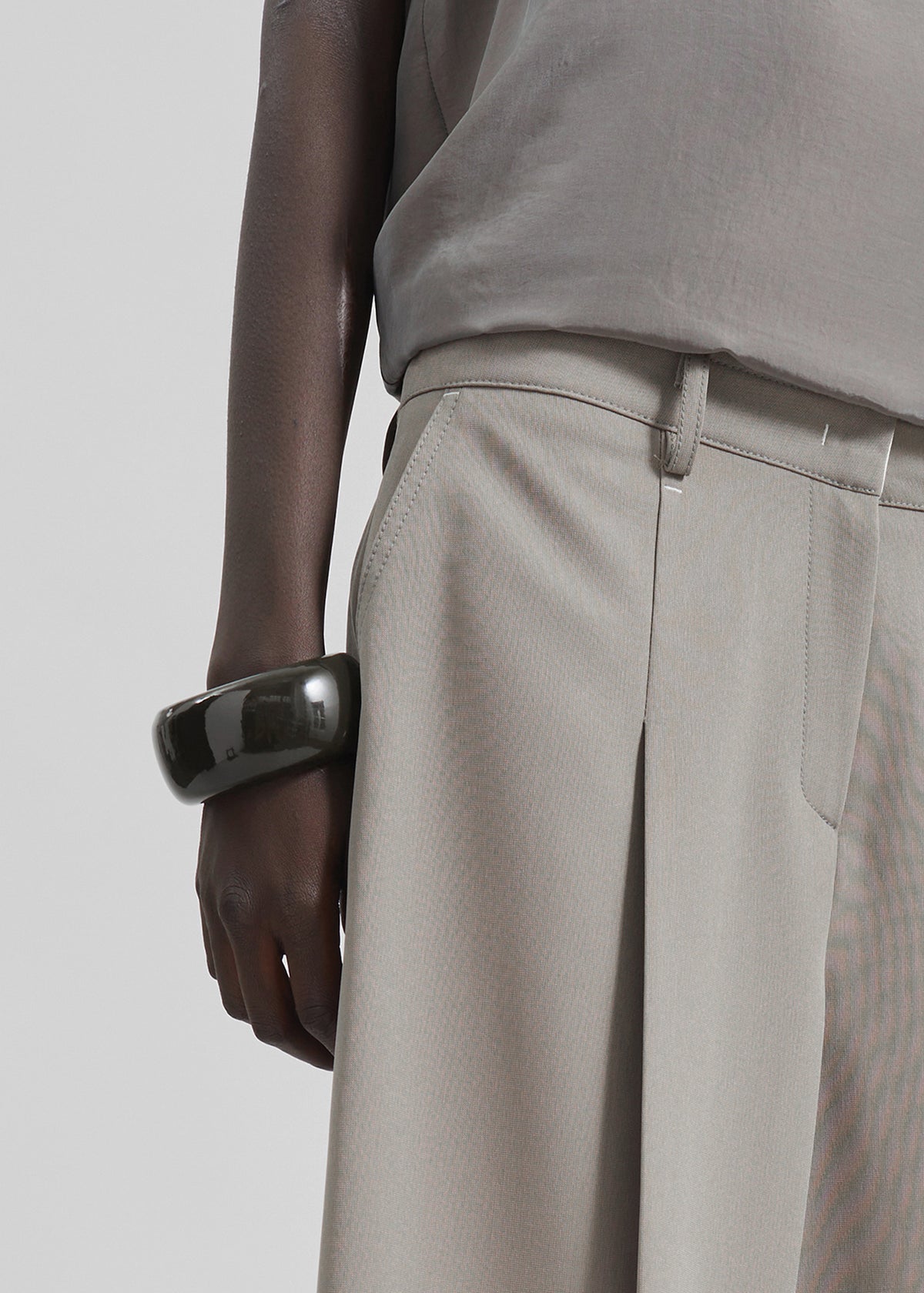 TFS Glossy Bangle - Light Khaki - 4