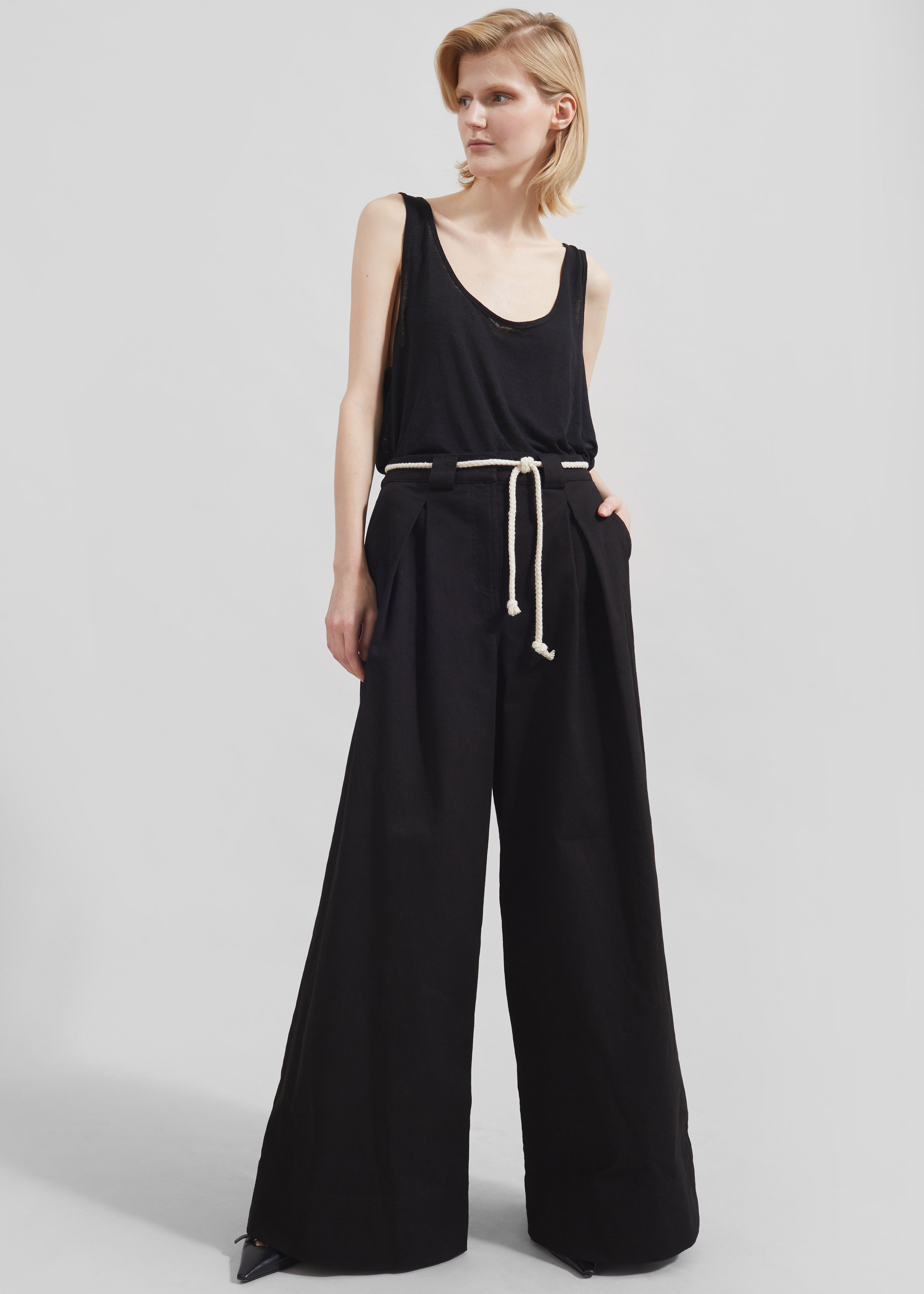 The Garment Cassano Wide Pants - Black - 4