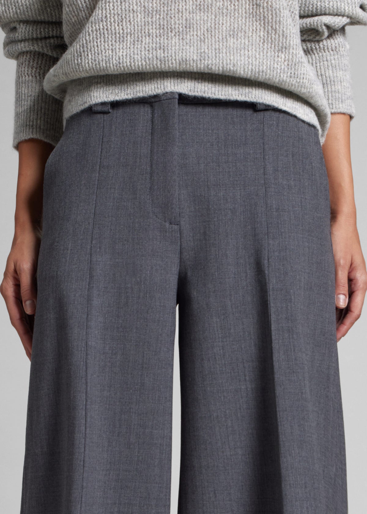 TheLatest C-Alma Pants - Medium Grey - 4