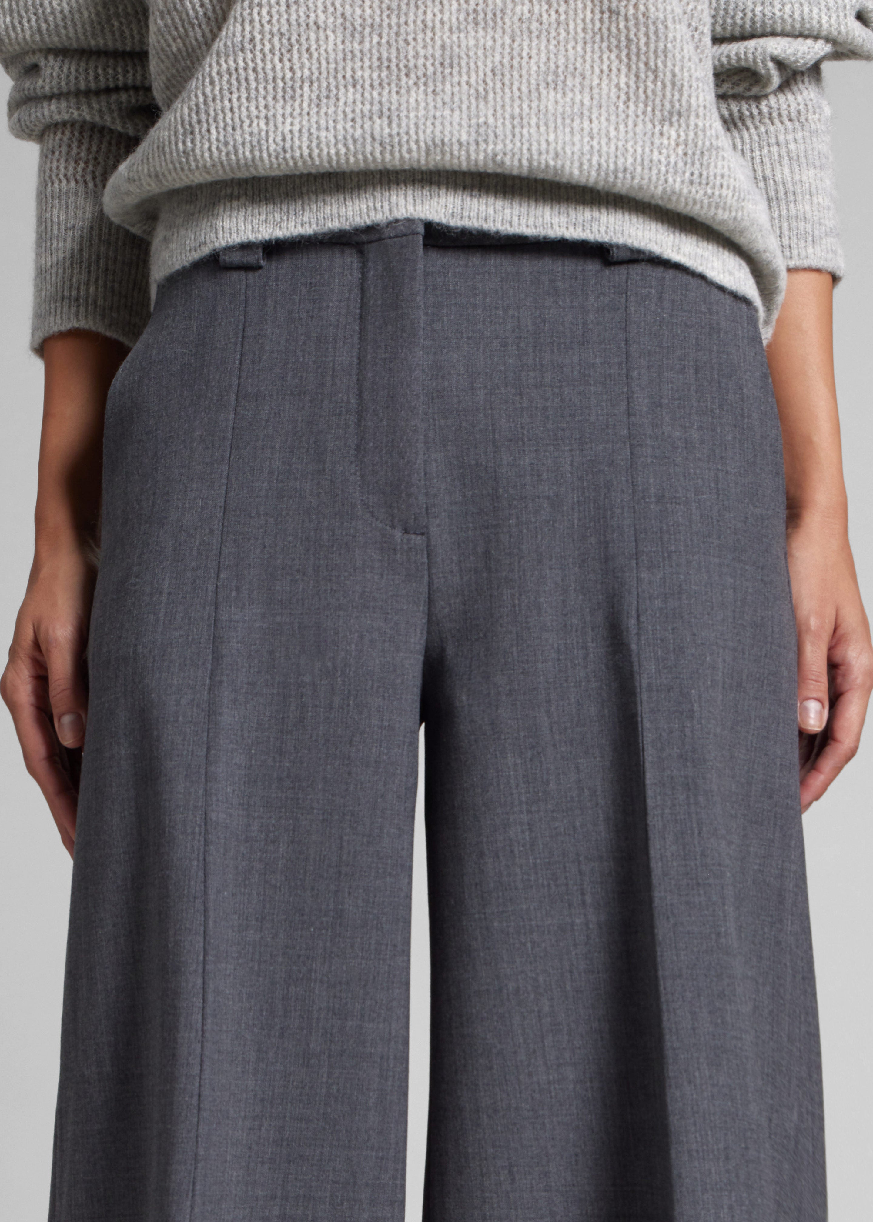 TheLatest C-Alma Pants - Medium Grey - 4