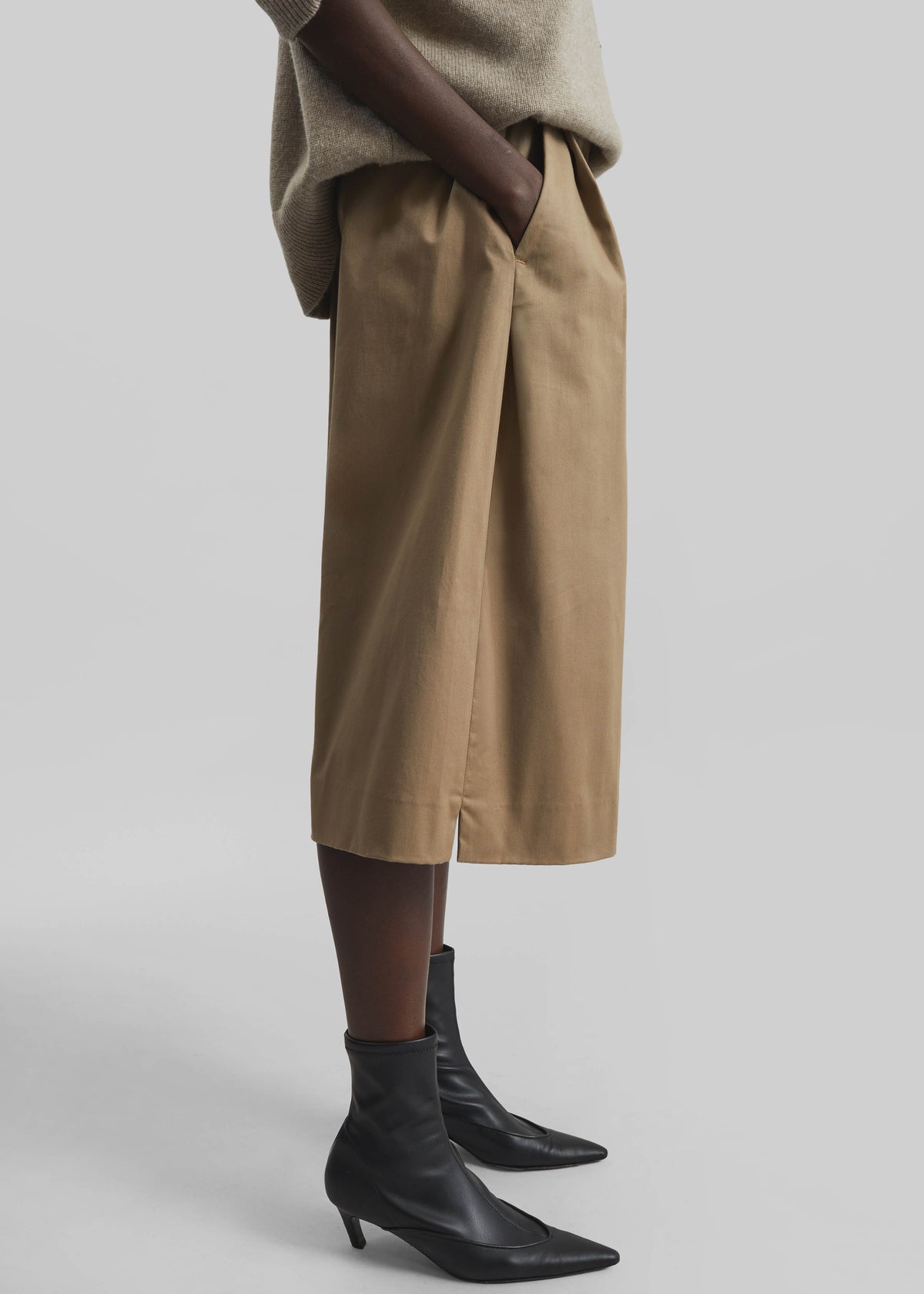 TheLatest Dakota Bermuda Shorts - Cognac - 2