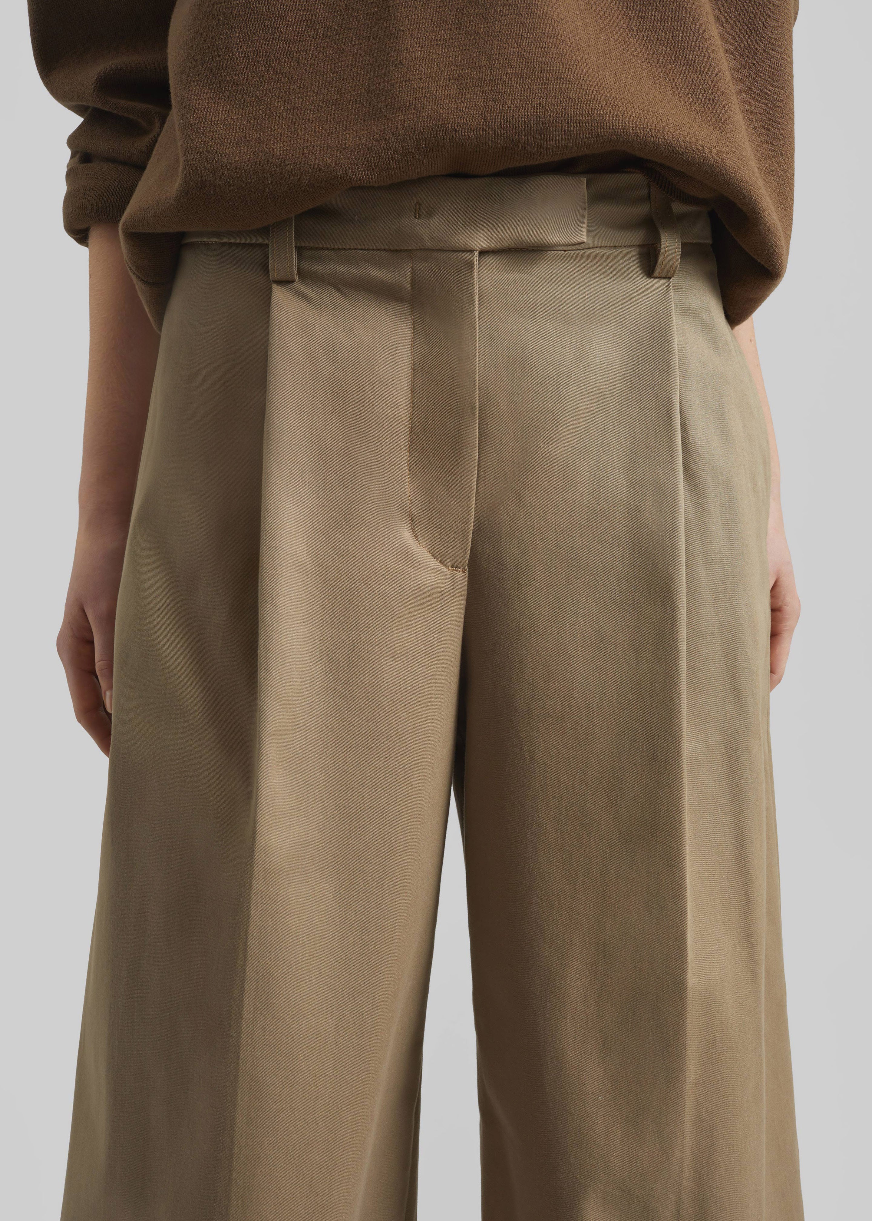 TheLatest Deva Gabardine Trousers - Cognac – The Frankie Shop