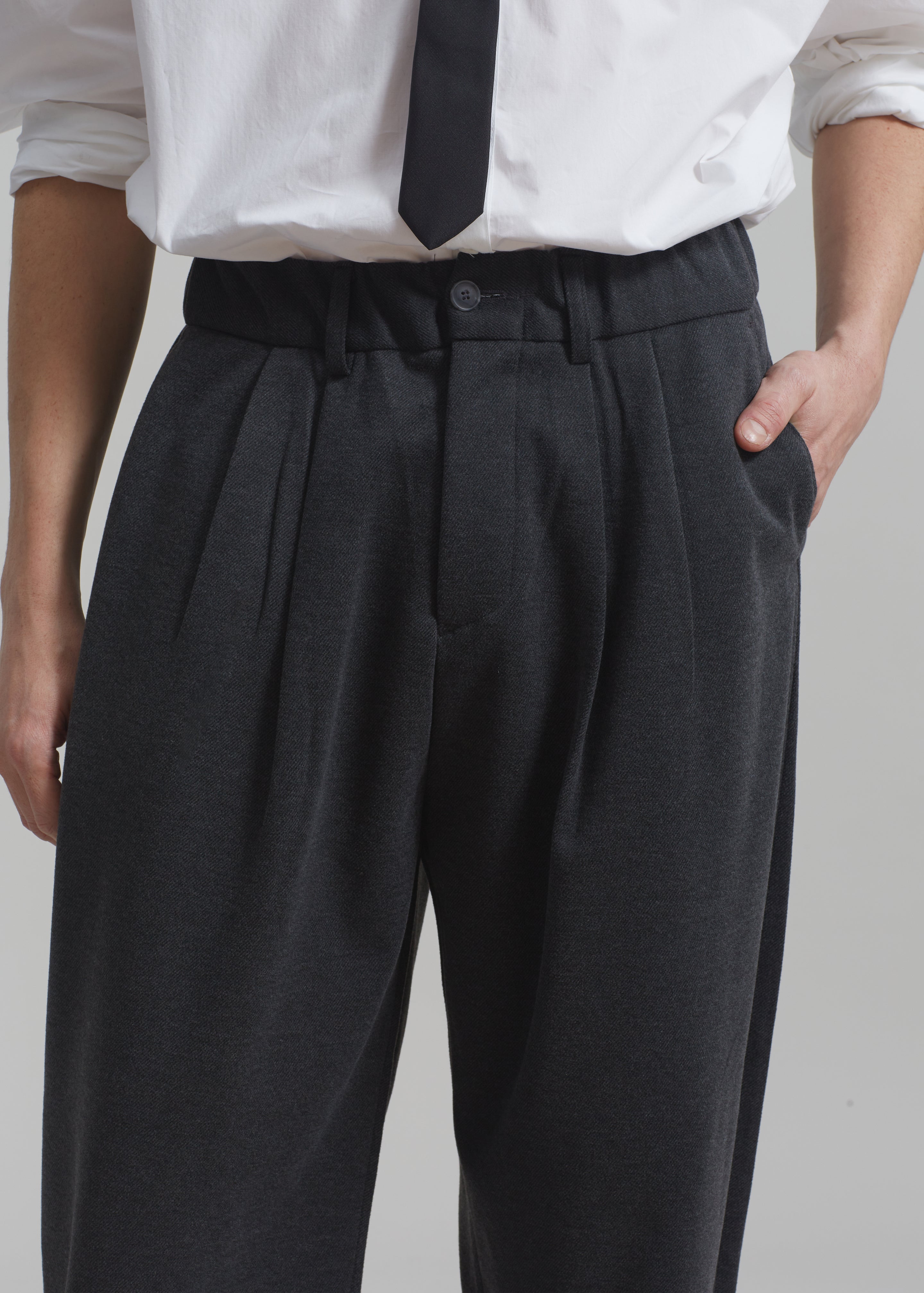 Theo Pants - Charcoal – The Frankie Shop