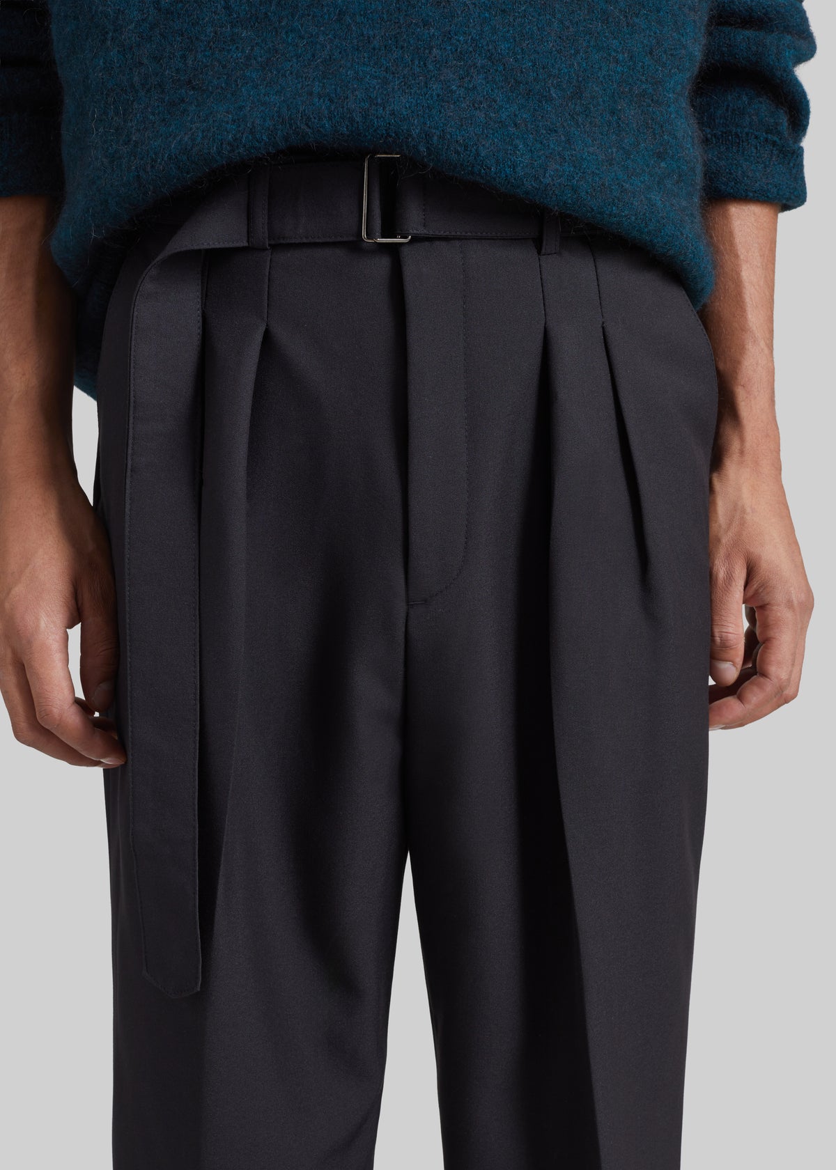 Theury Belted Trousers - Black
