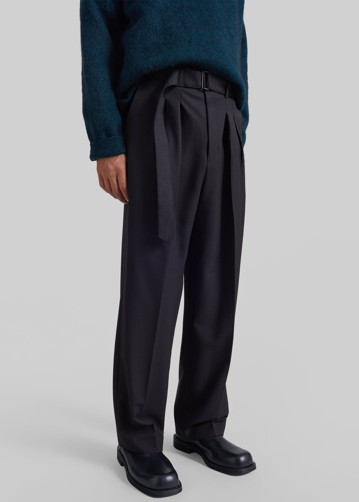 Theury Belted Trousers - Black