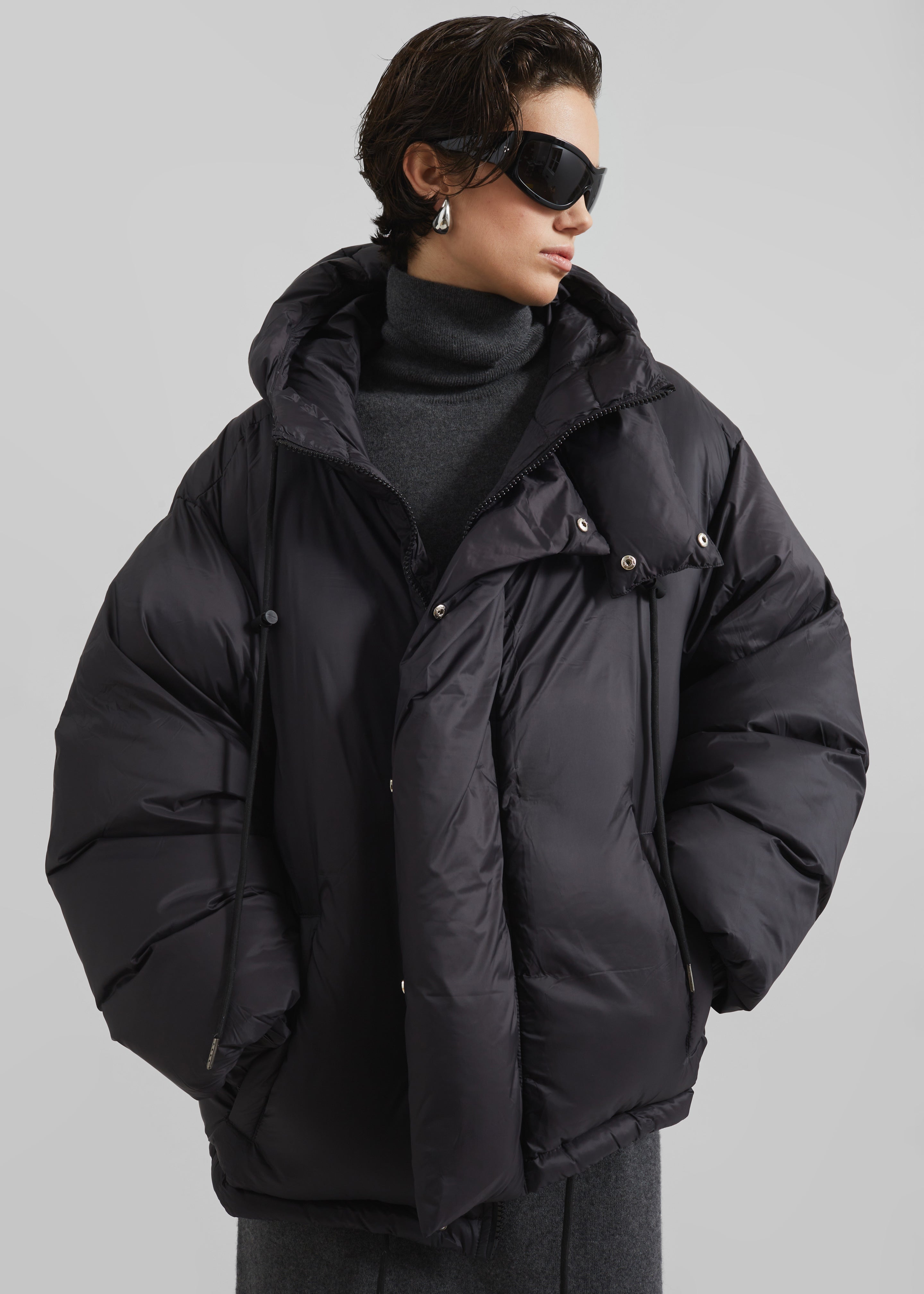 Timra Puffer Jacket - Black - 4