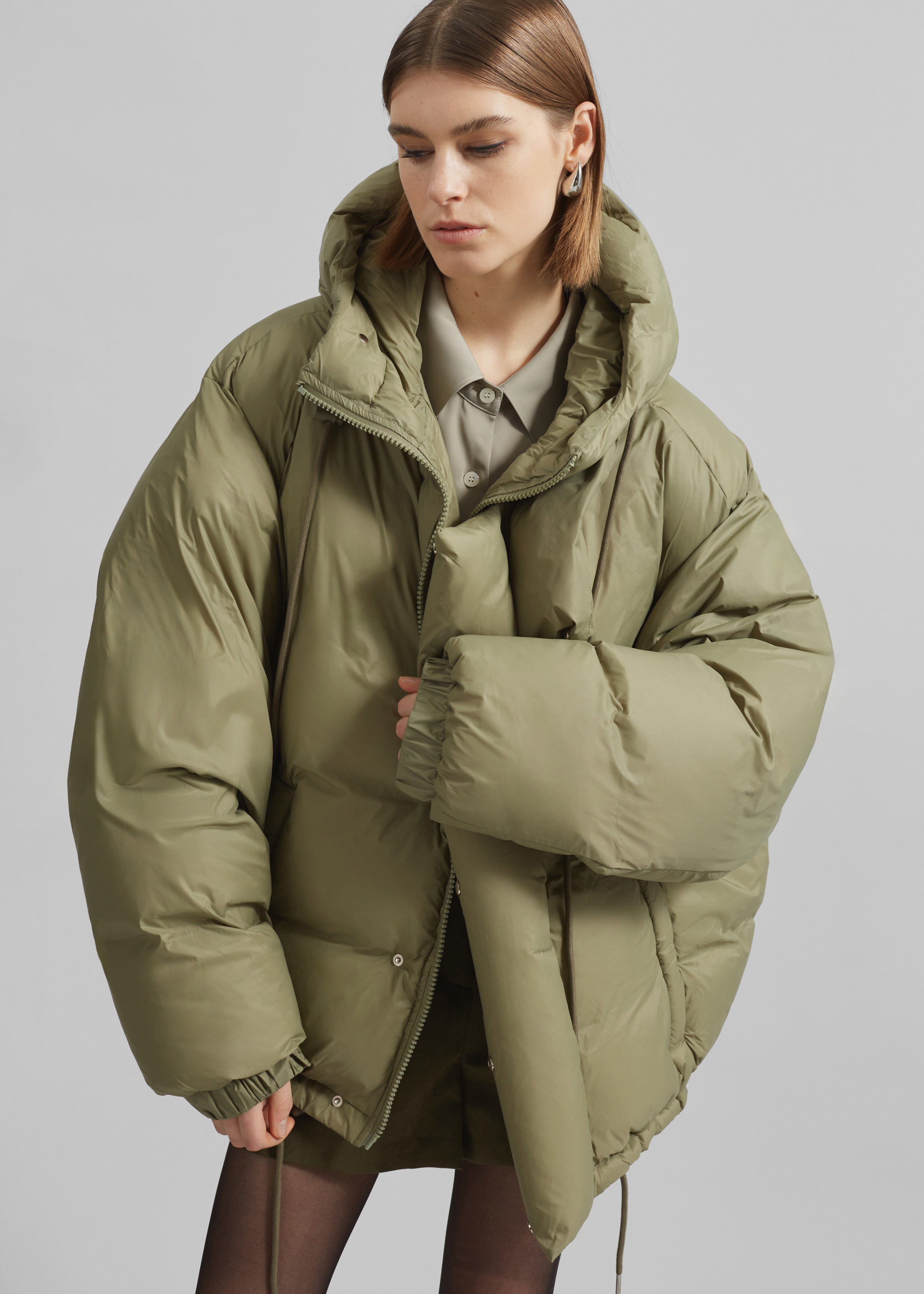 Timra Puffer Jacket Khaki