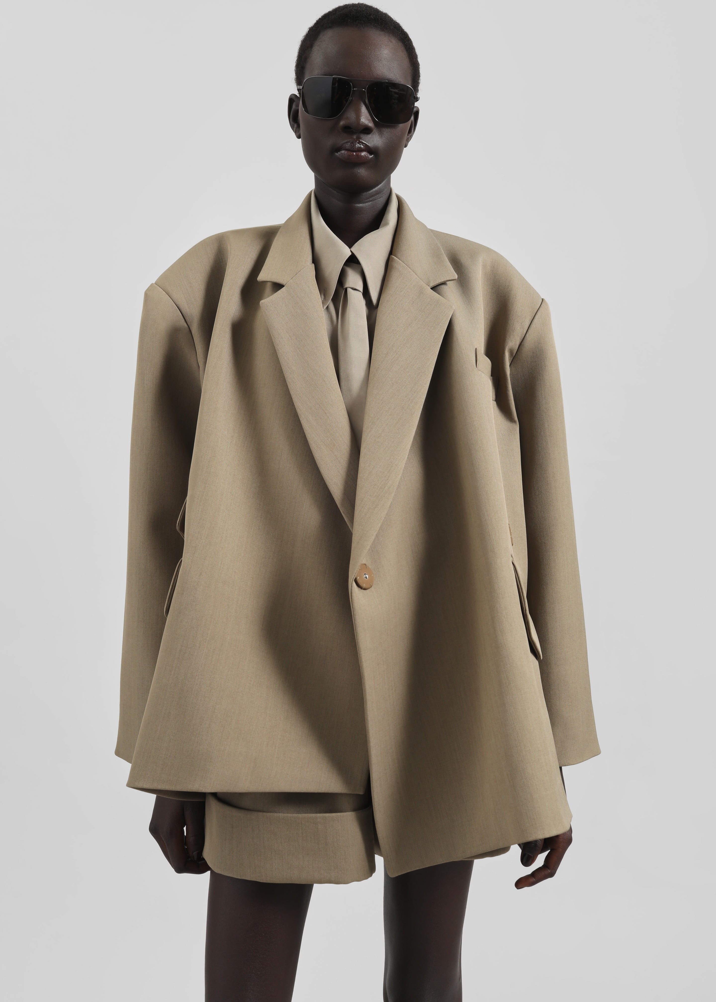 Tolmer Boxy Wrap Blazer - Taupe Melange – The Frankie Shop