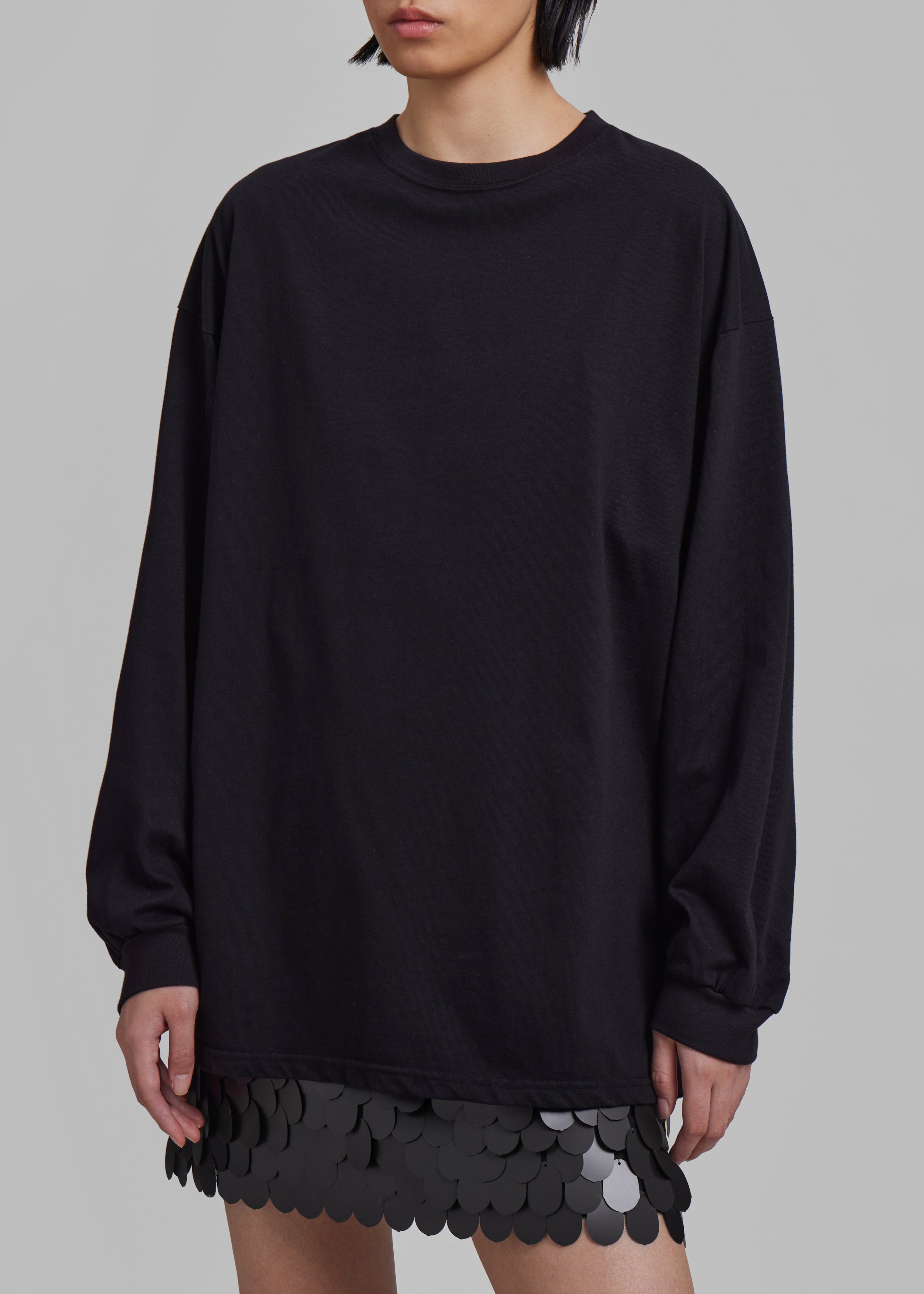 Tommy Boxy Long Sleeves Tee - Black - 4