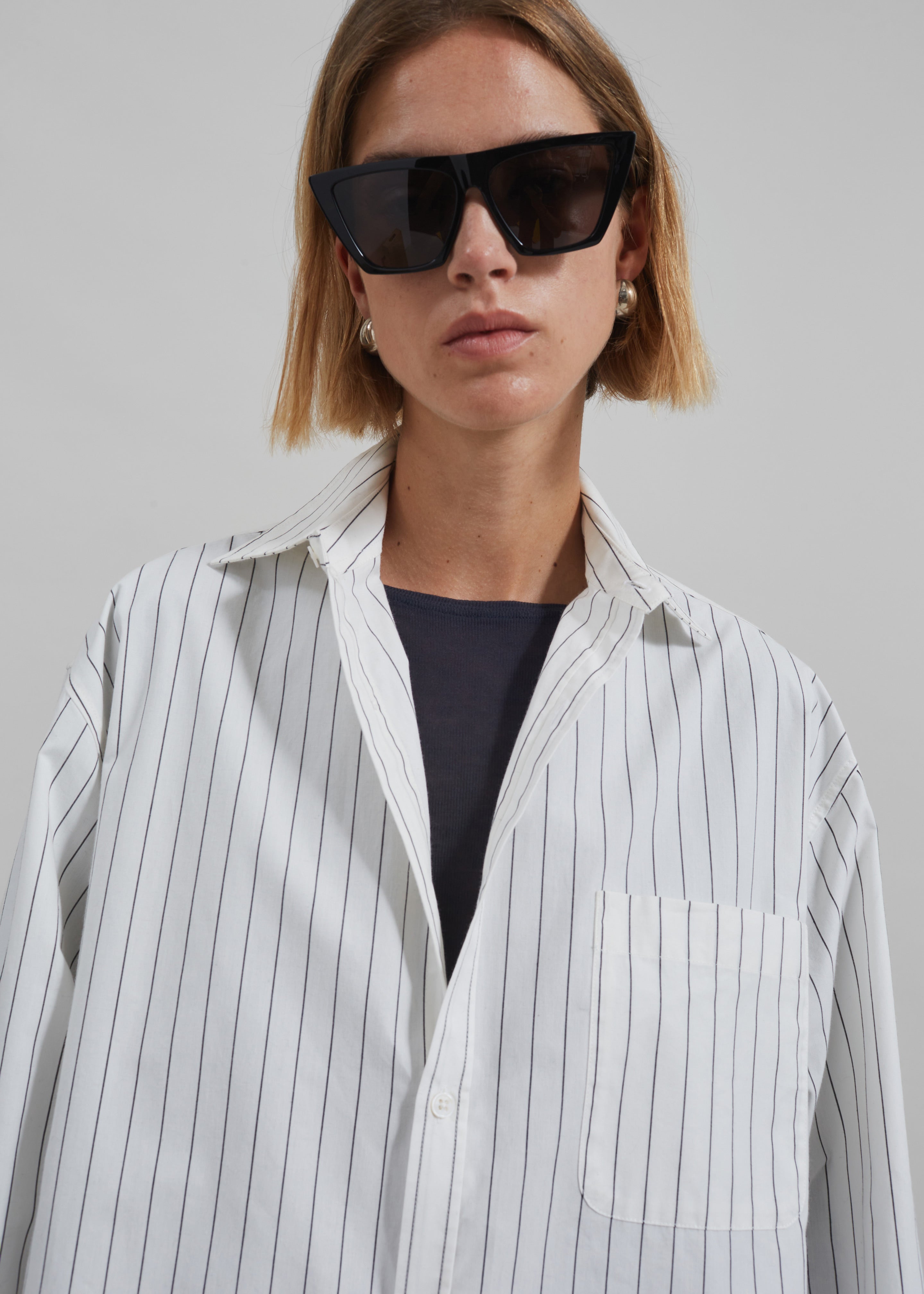 Toria Cotton Shirt - White/Black Stripe - 7