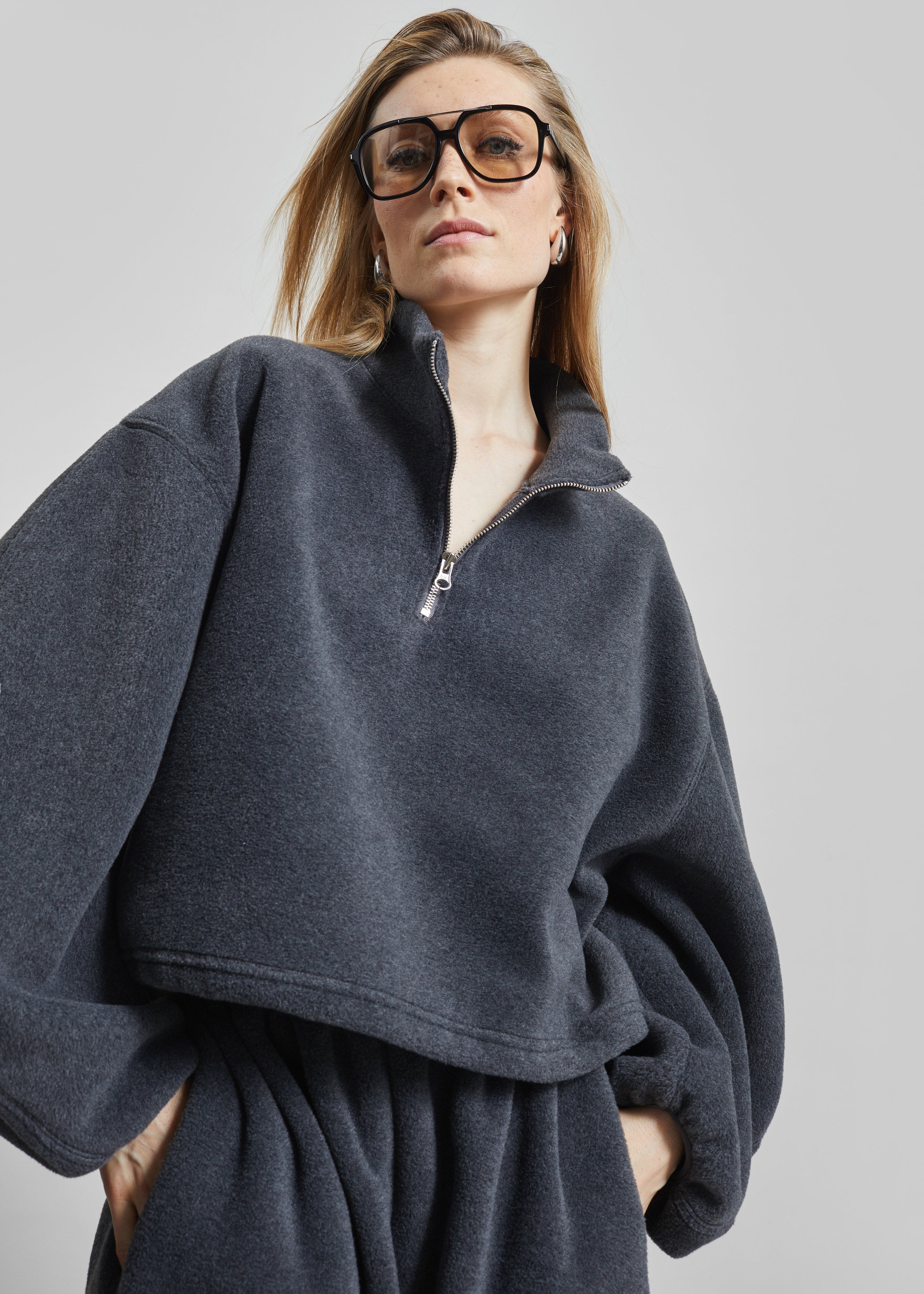 Treveray Fleece Half-Zip Sweatshirt - Dark Grey - 1